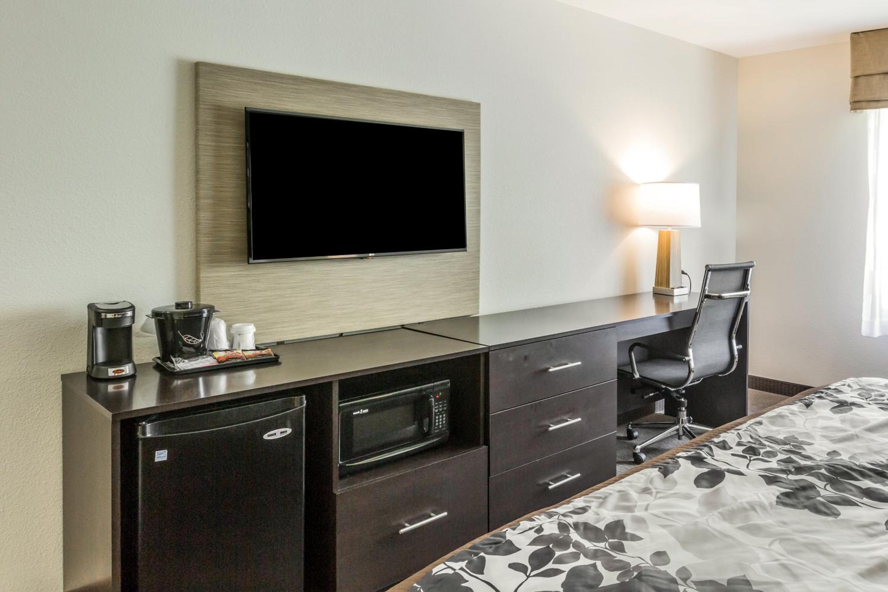 King Room - Accessible/Non-Smoking photo 1