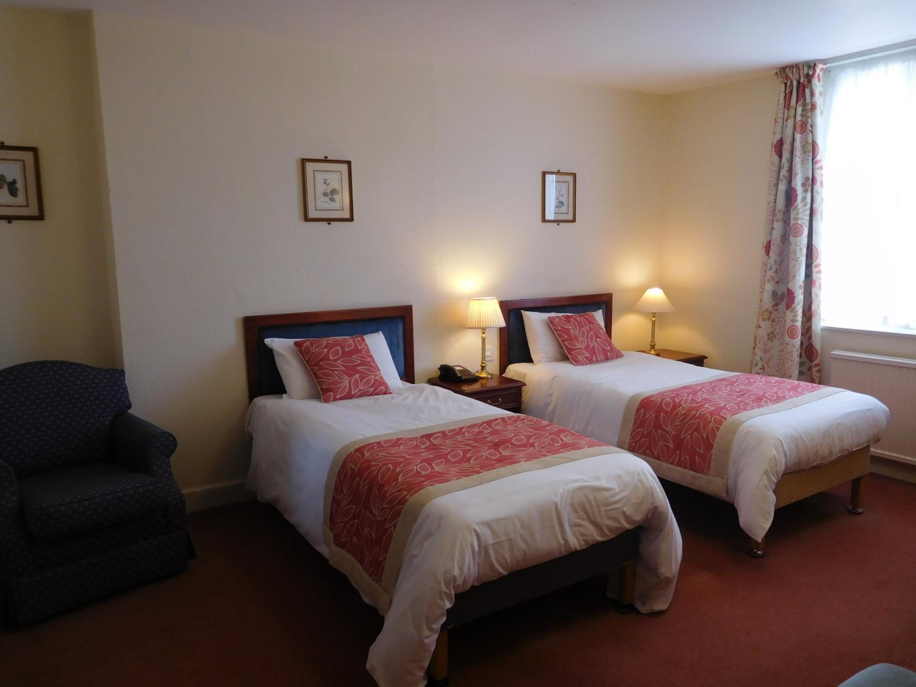 Single Room photo 2