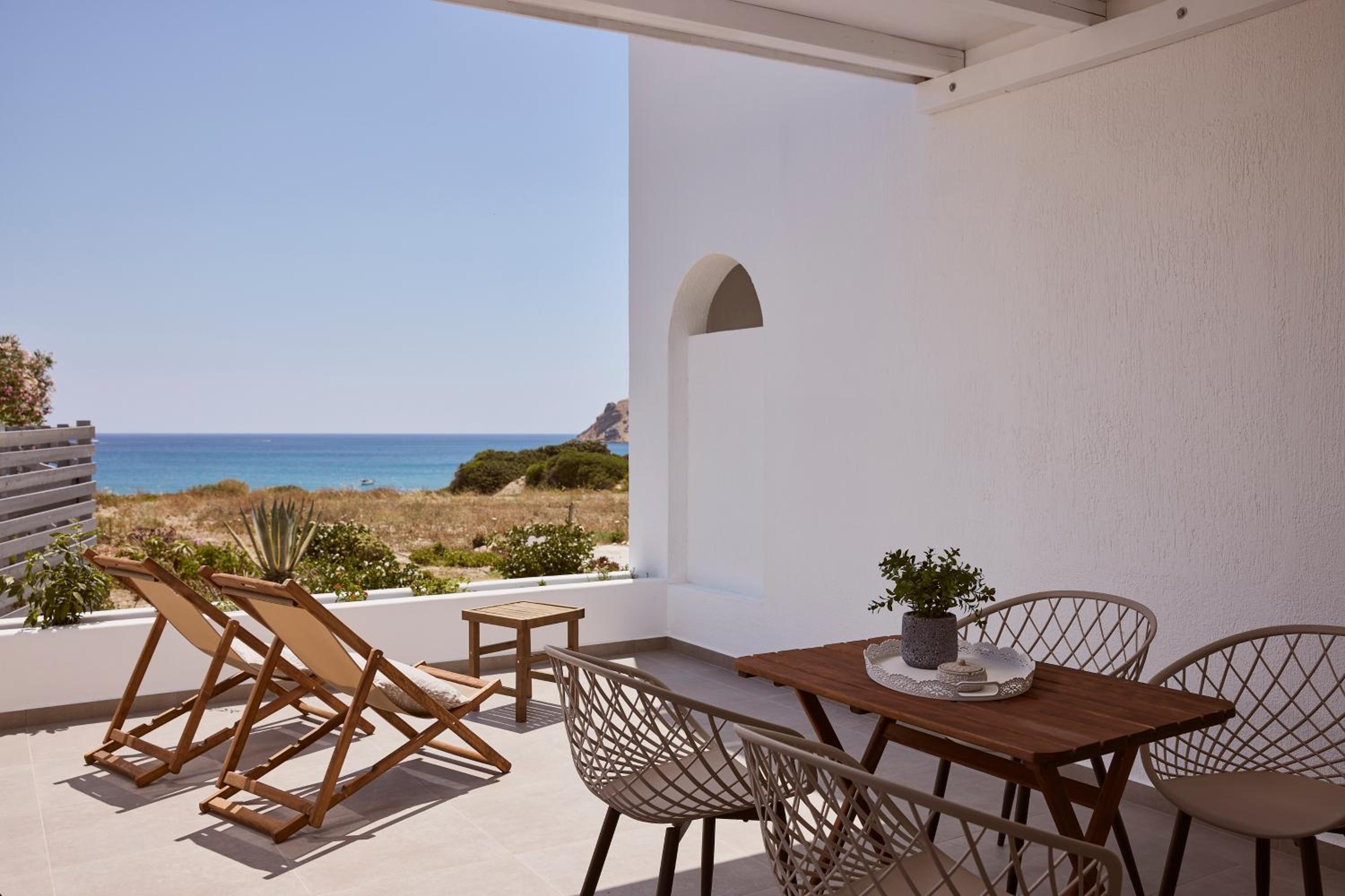 One-Bedroom Apartment with Balcony and Sea View photo 1