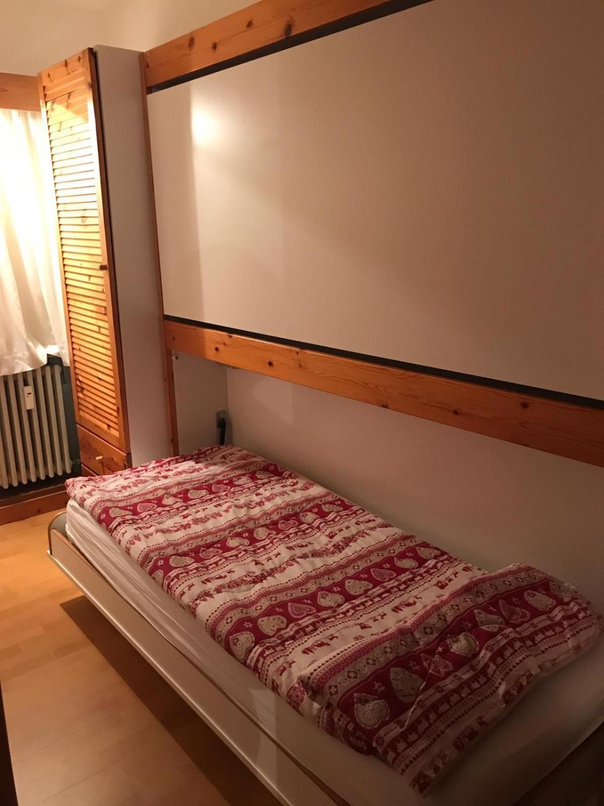 Apartment with Balcony photo 2