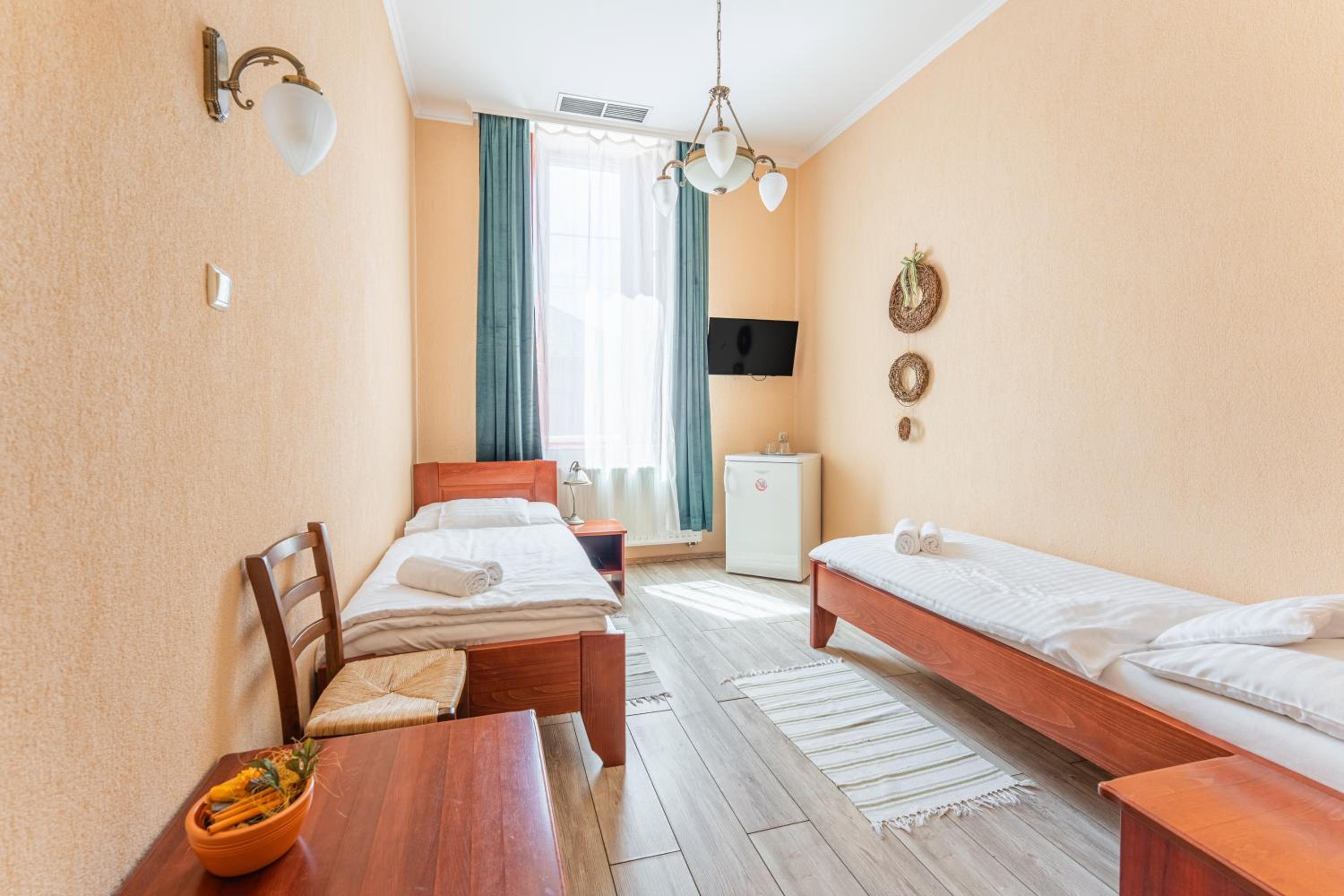 Standard Twin Room photo 1