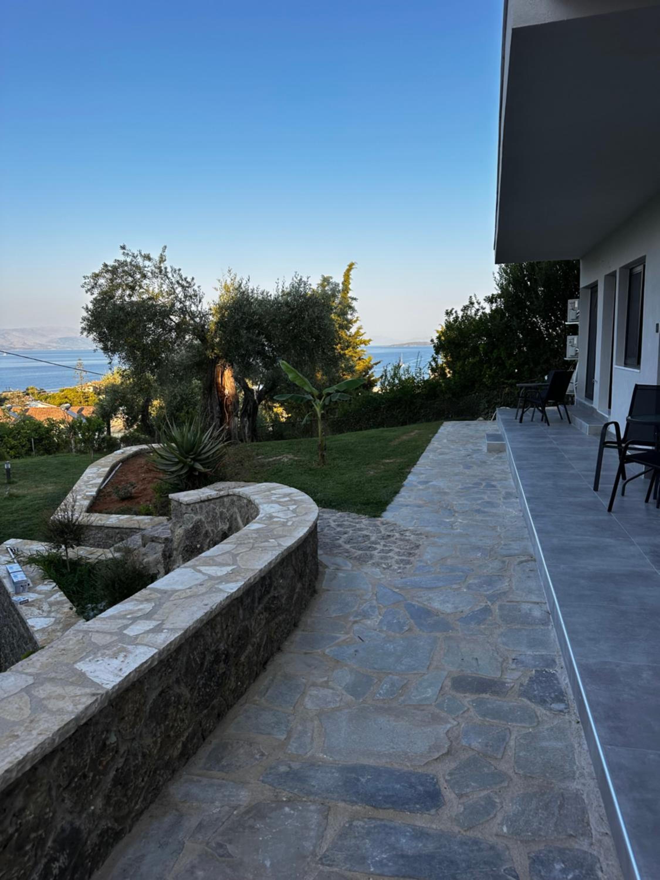 Double Room with Garden View - Photo 2