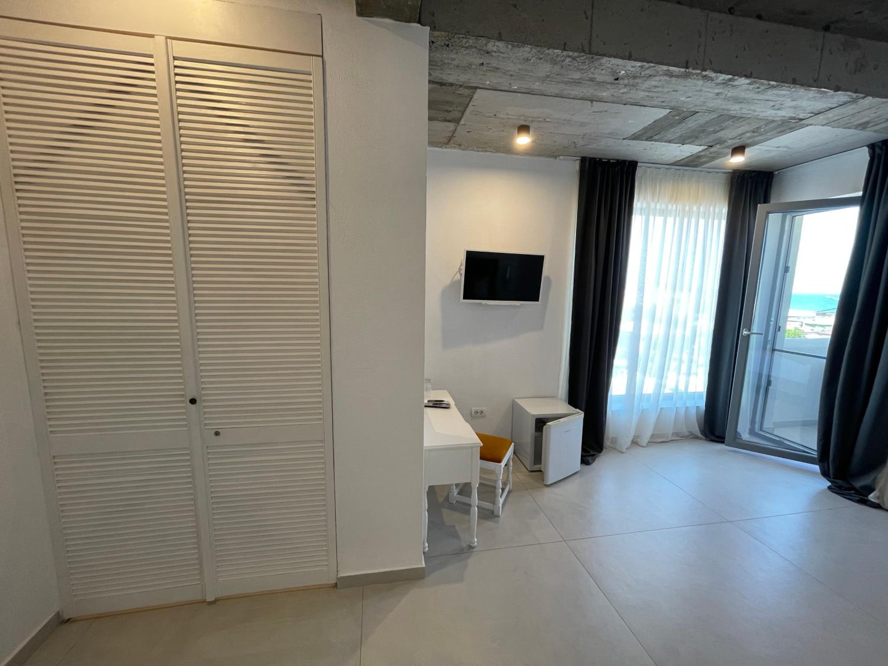 Suite with Balcony