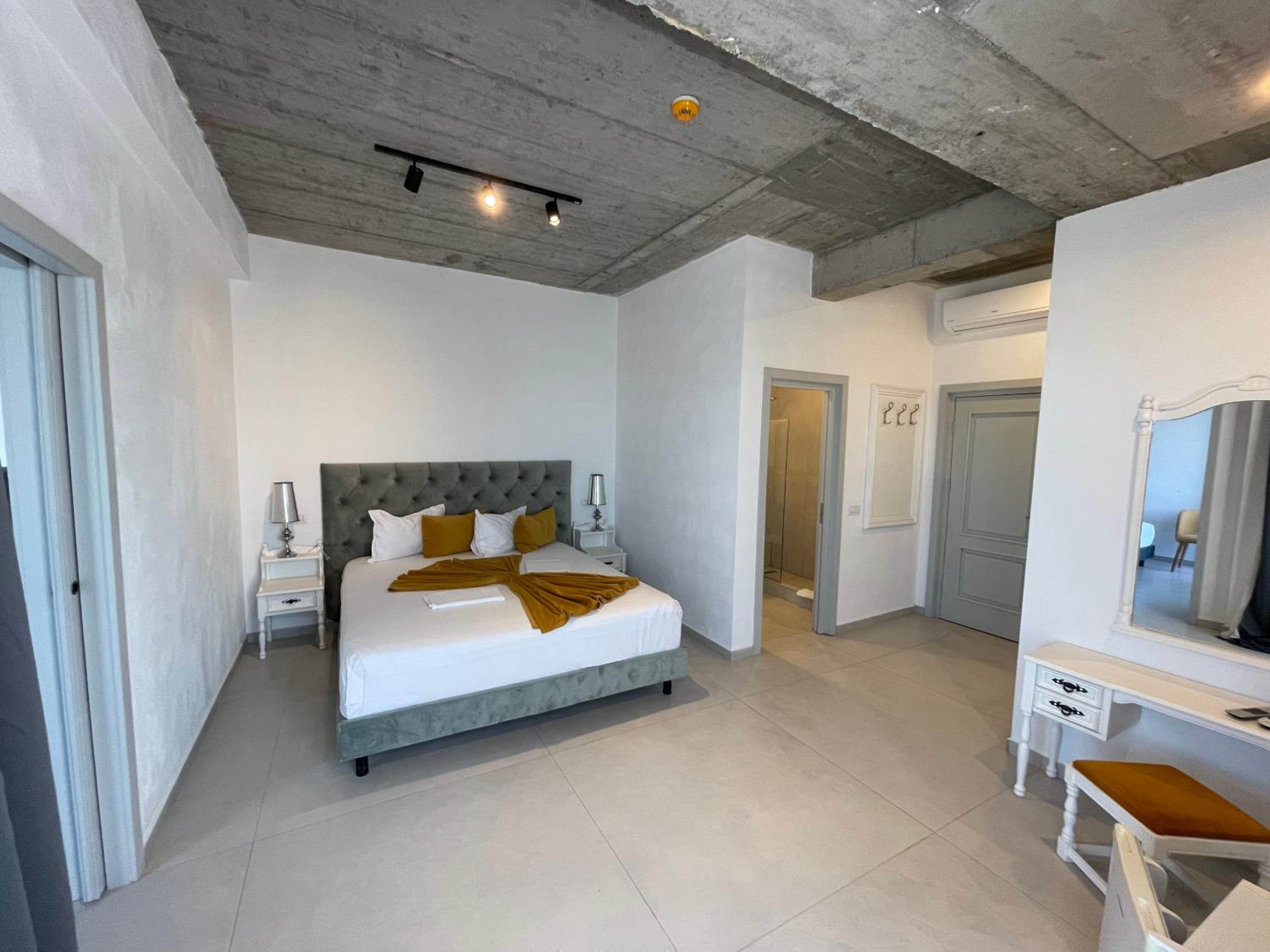 Suite with Balcony