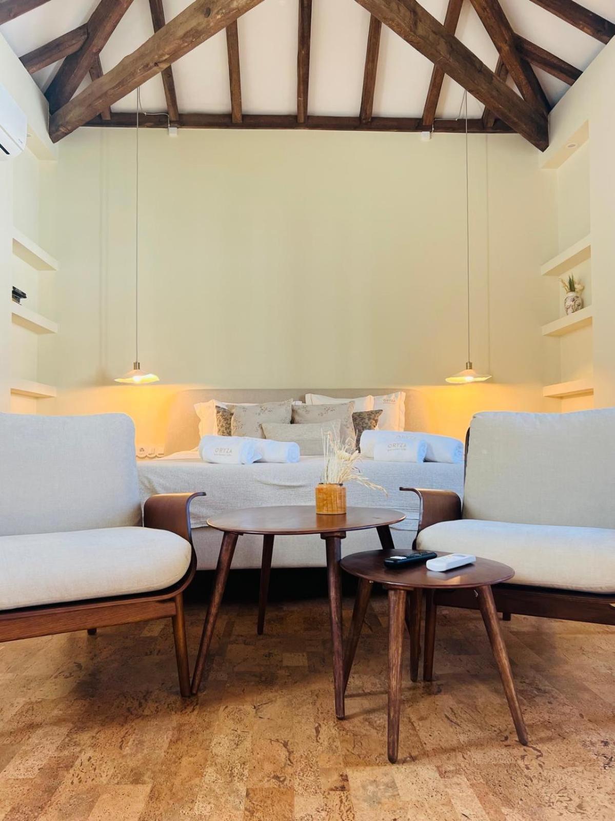 Deluxe King Suite