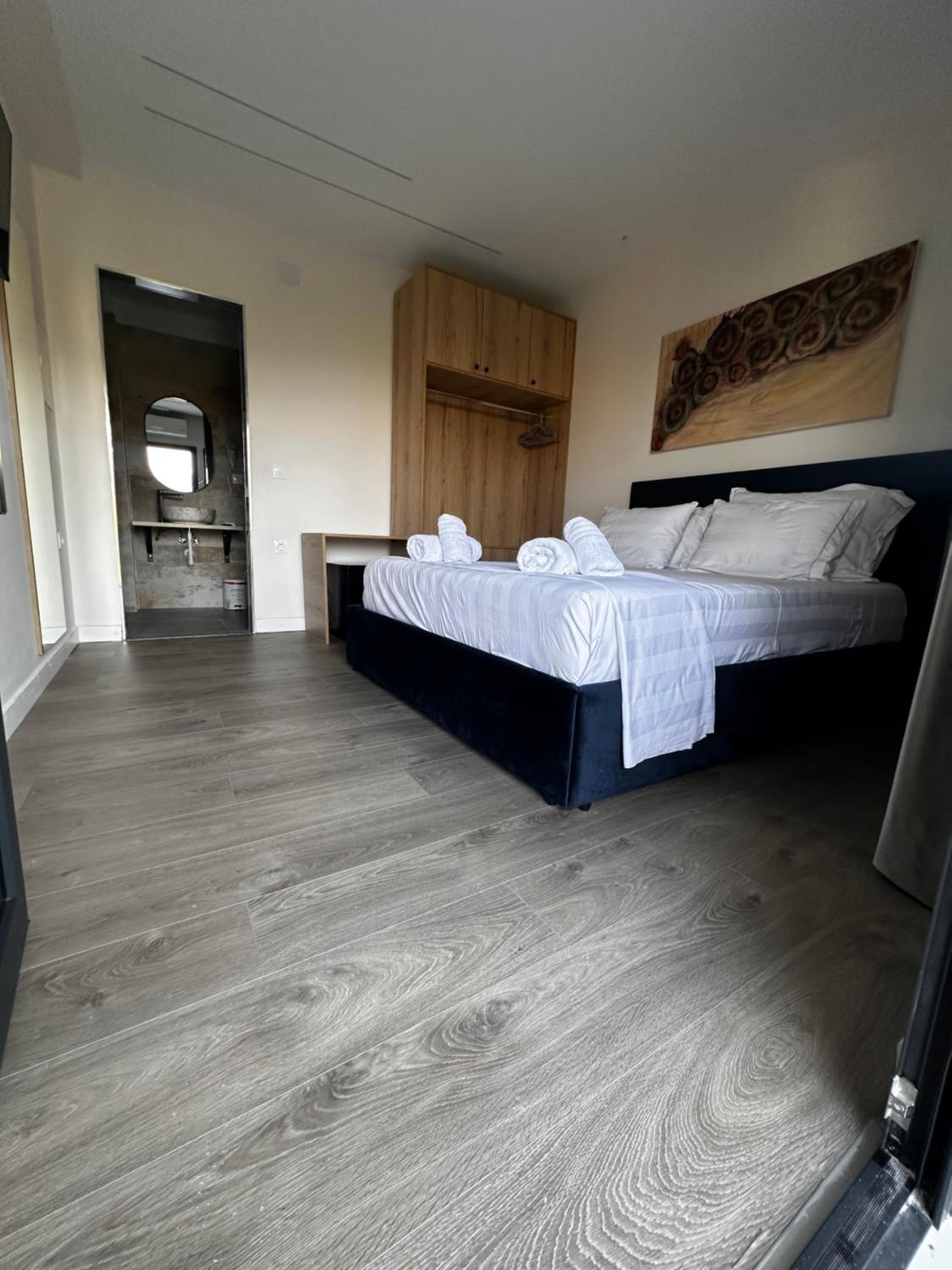 Double Room with Garden View - Photo 10