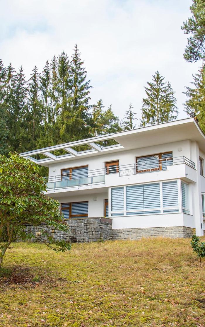 Villa photo 1