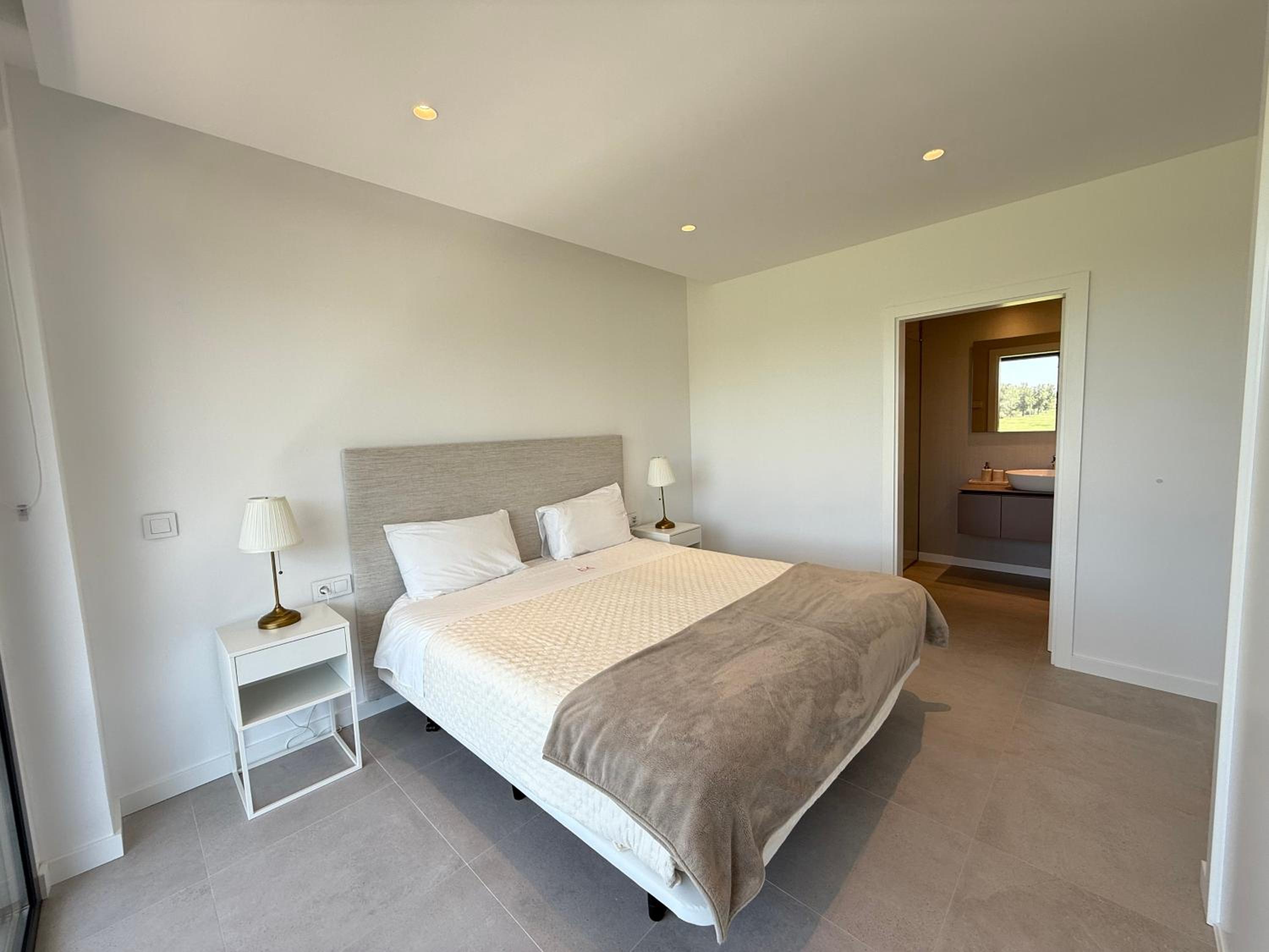 Two-Bedroom Deluxe Apartment