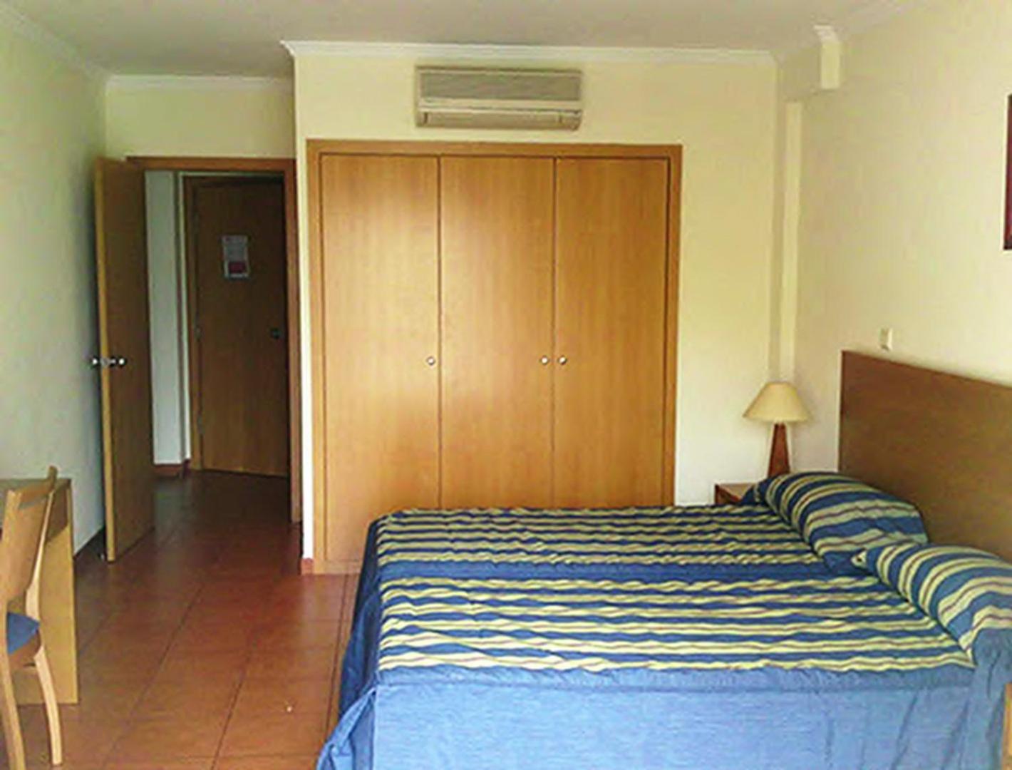 Two-Bedroom Apartment - Photo 5