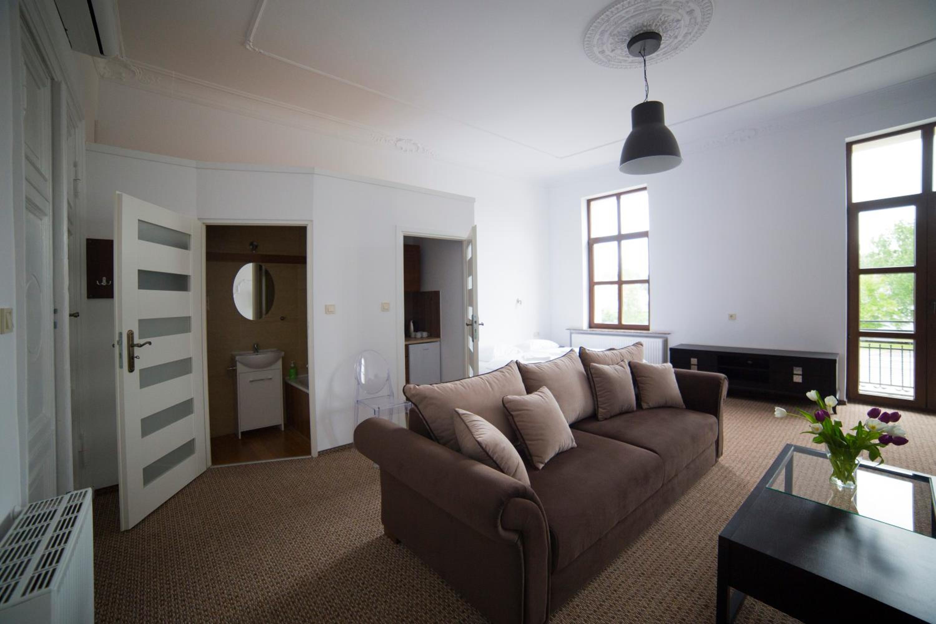 Quadruple Room with Bathroom - Photo 2