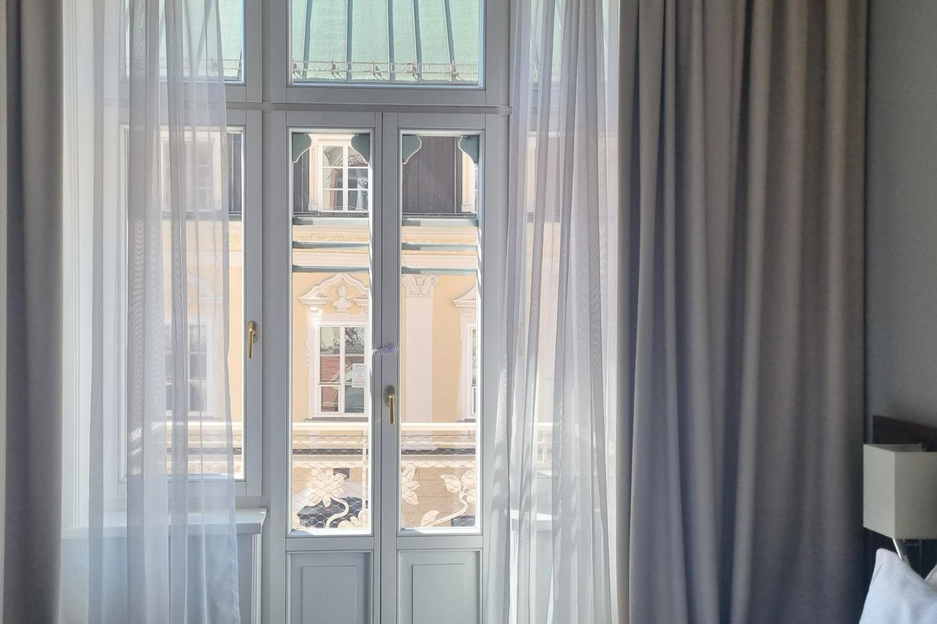 Standard Queen Room with Balcony
