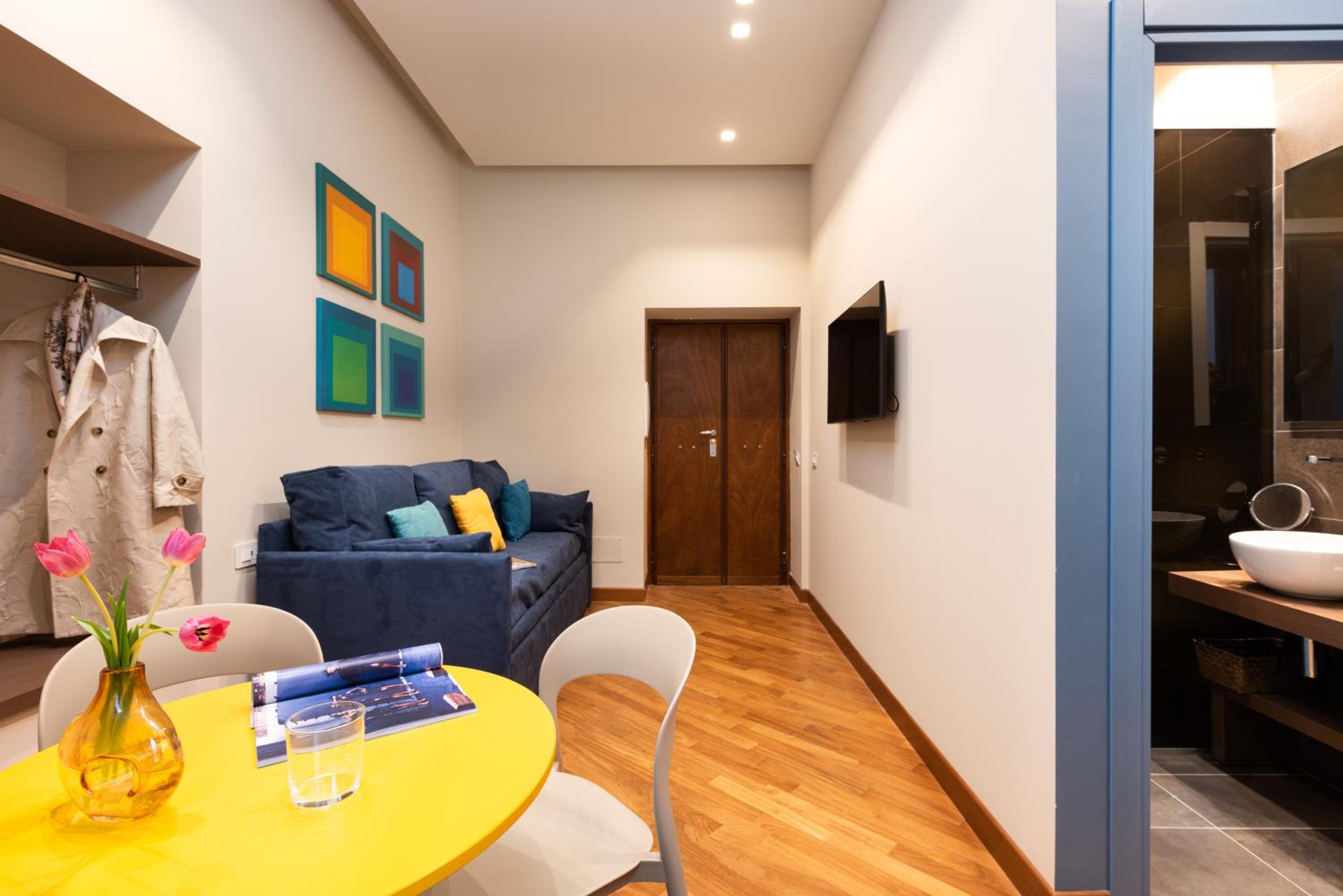 Suite with Balcony photo 1