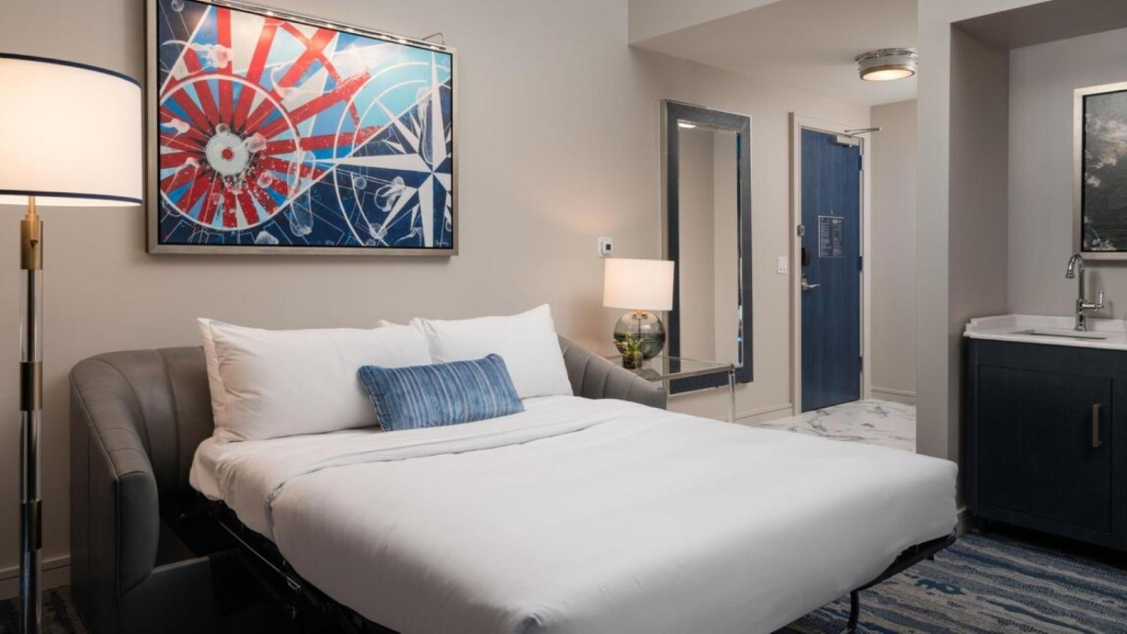 One-Bedroom Corner King Studio Suite with Sofa Bed thumbnail 5