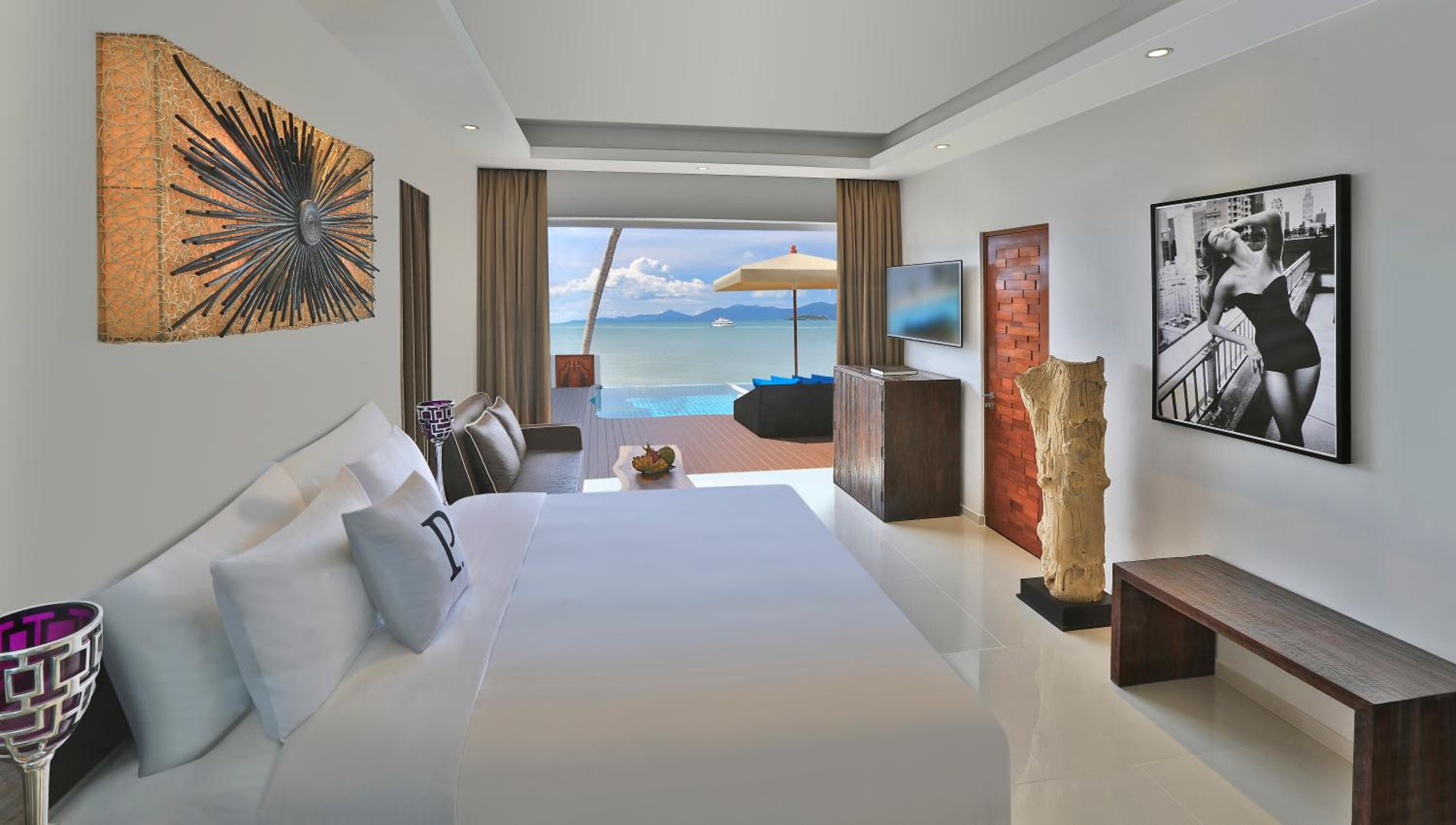 Beach Front Pool Villa photo 1