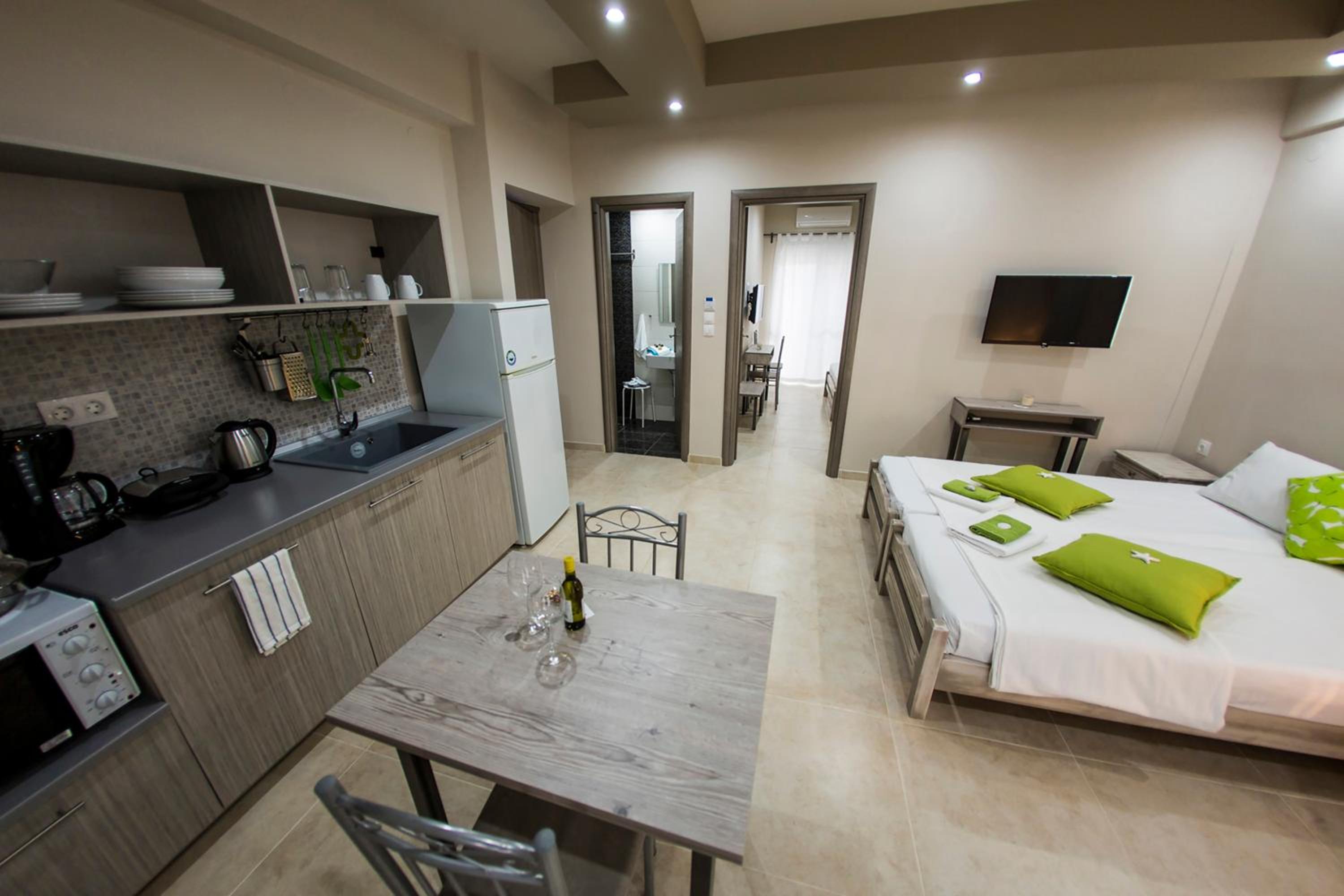 One-Bedroom Apartment (4 Adults) - Photo 9