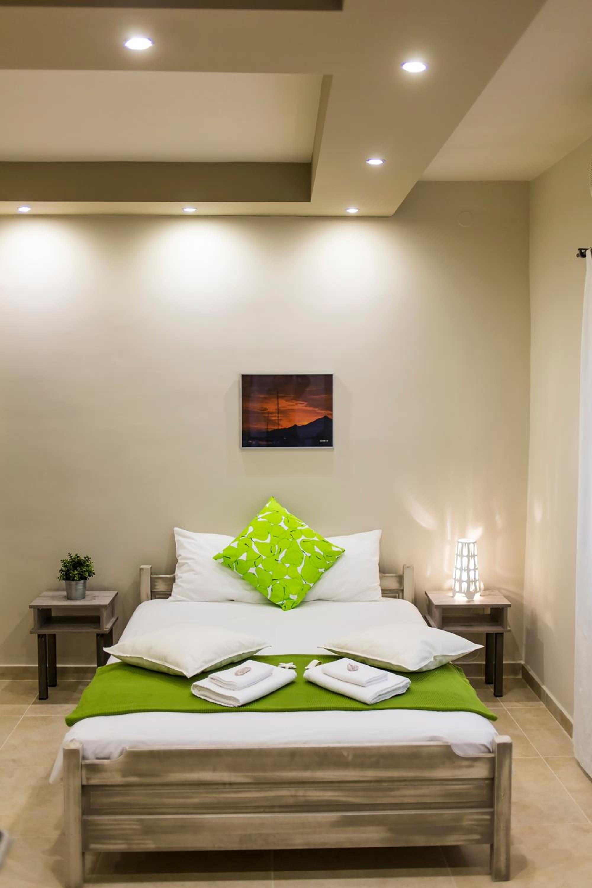 One-Bedroom Apartment (4 Adults) - Photo 10