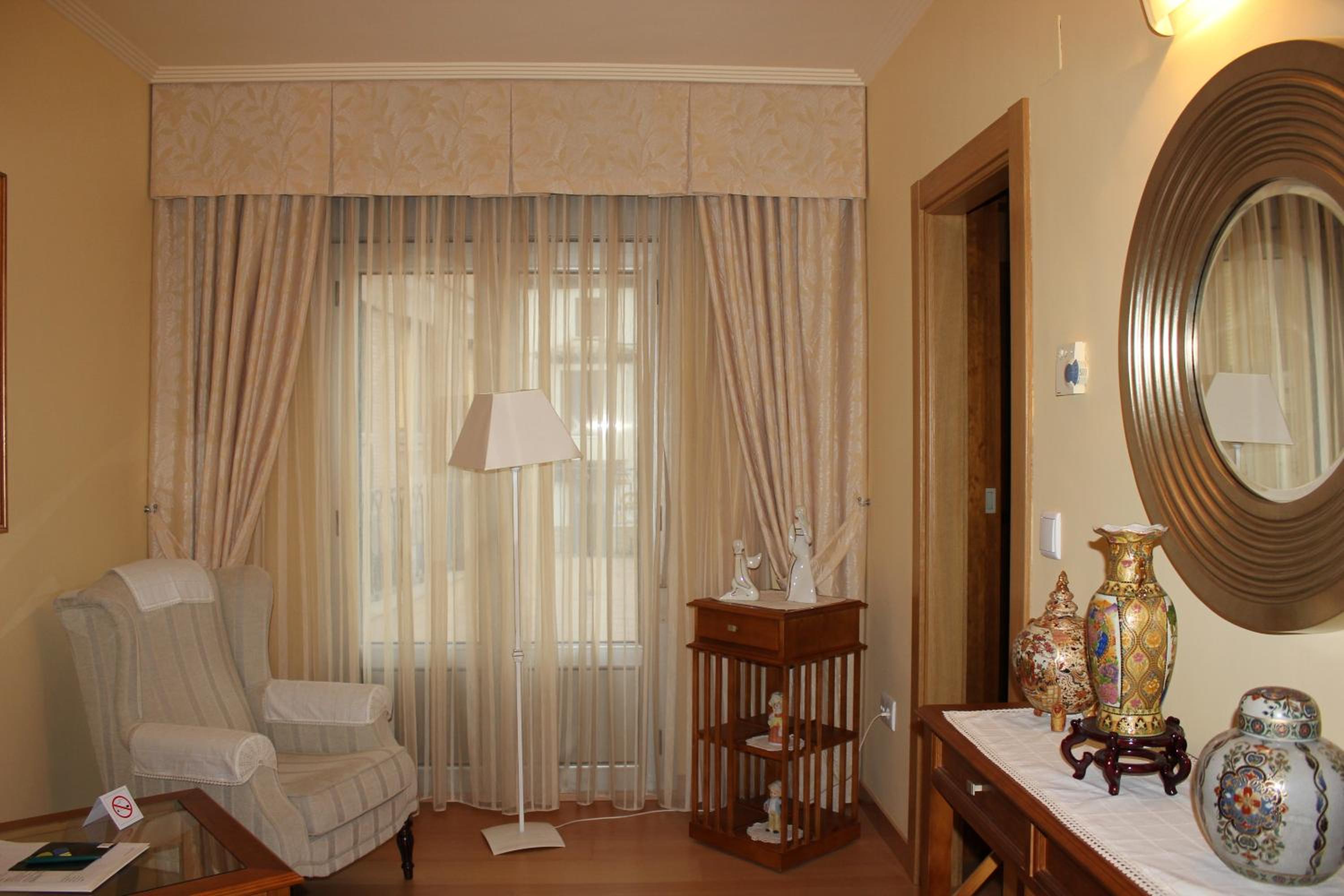 Bridal Suite - Photo 3