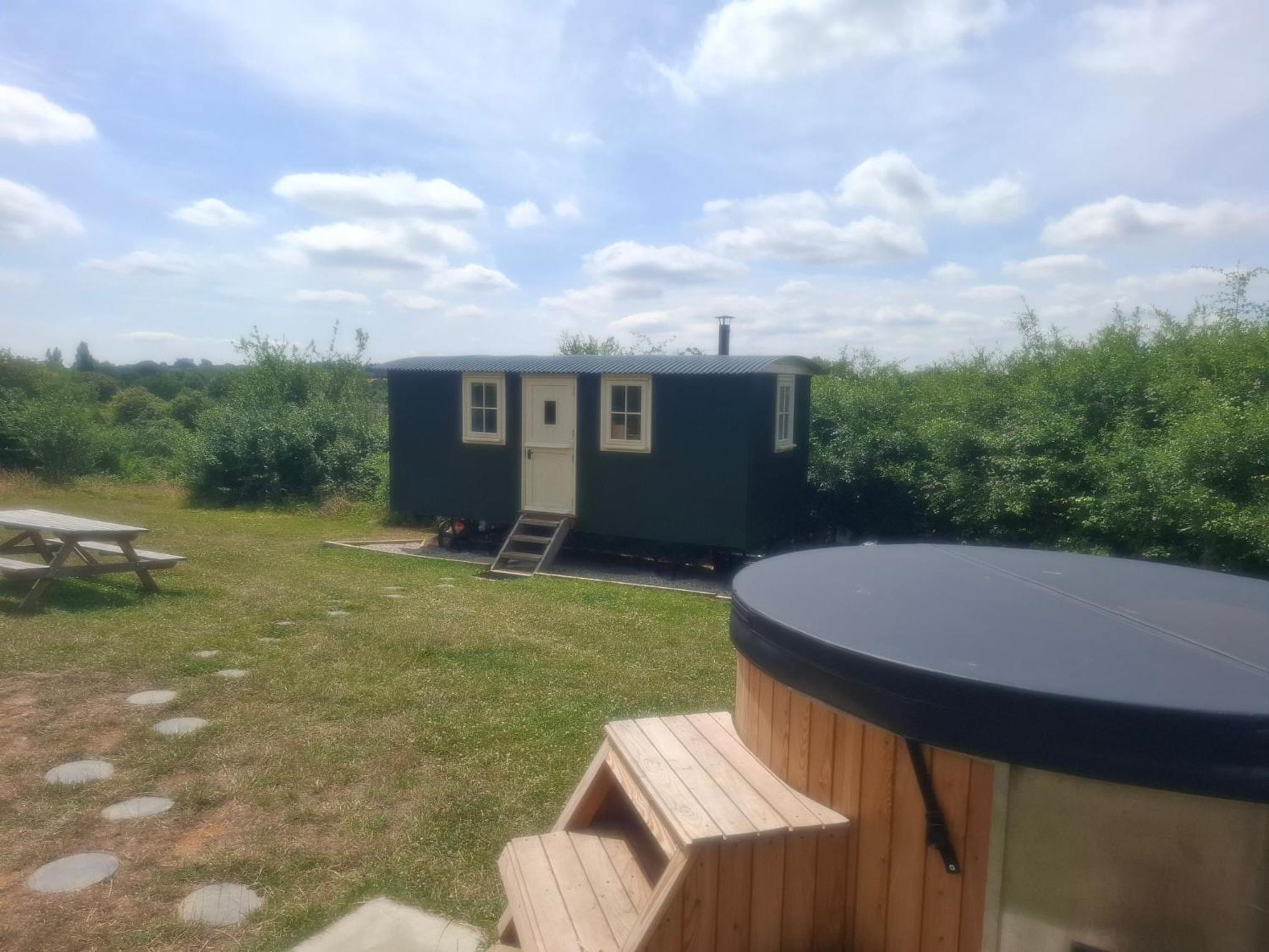 Mobile Home photo 2
