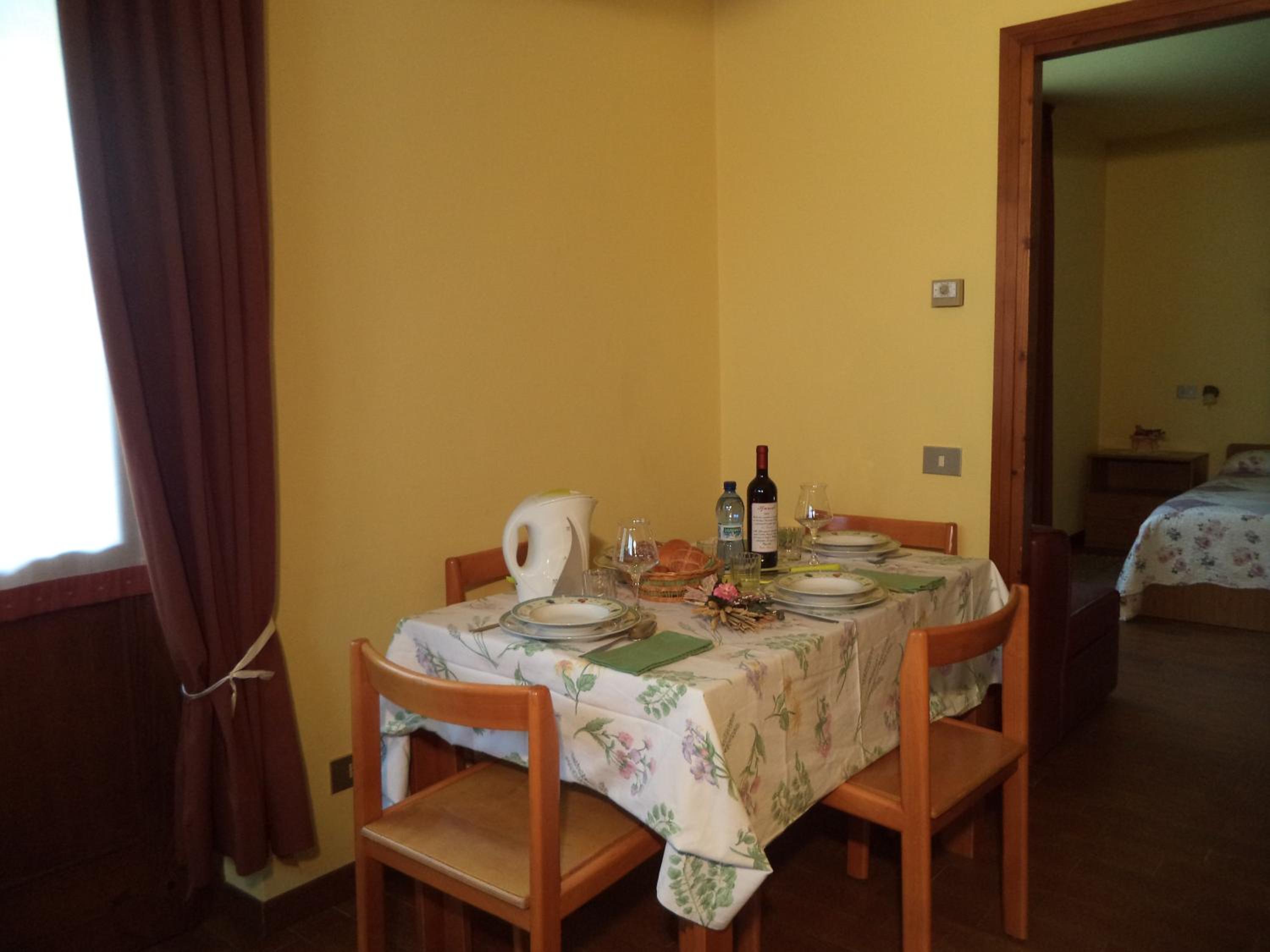 One-Bedroom Apartment (2 Adults) - Photo 2