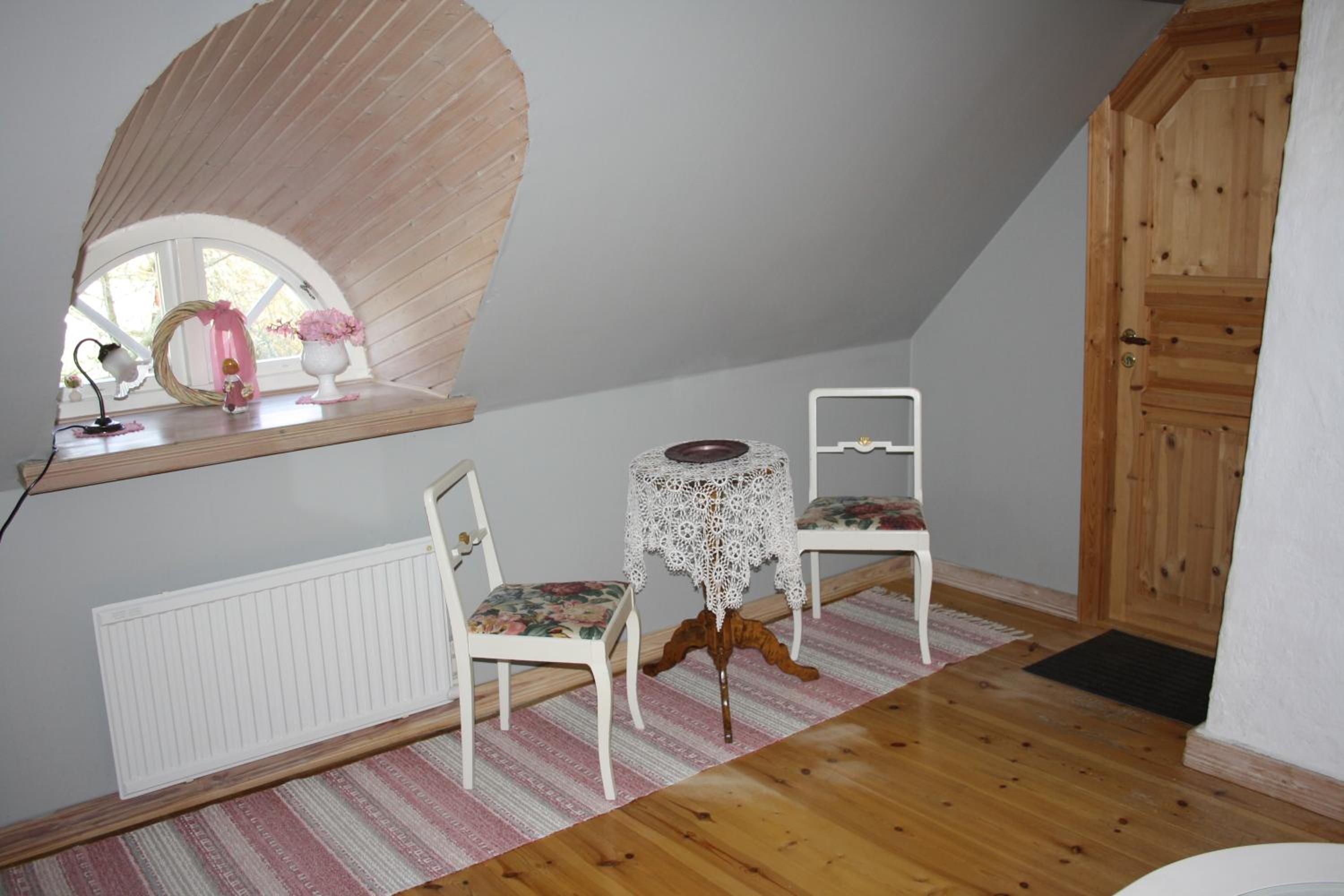 Deluxe Junior Suite photo 2