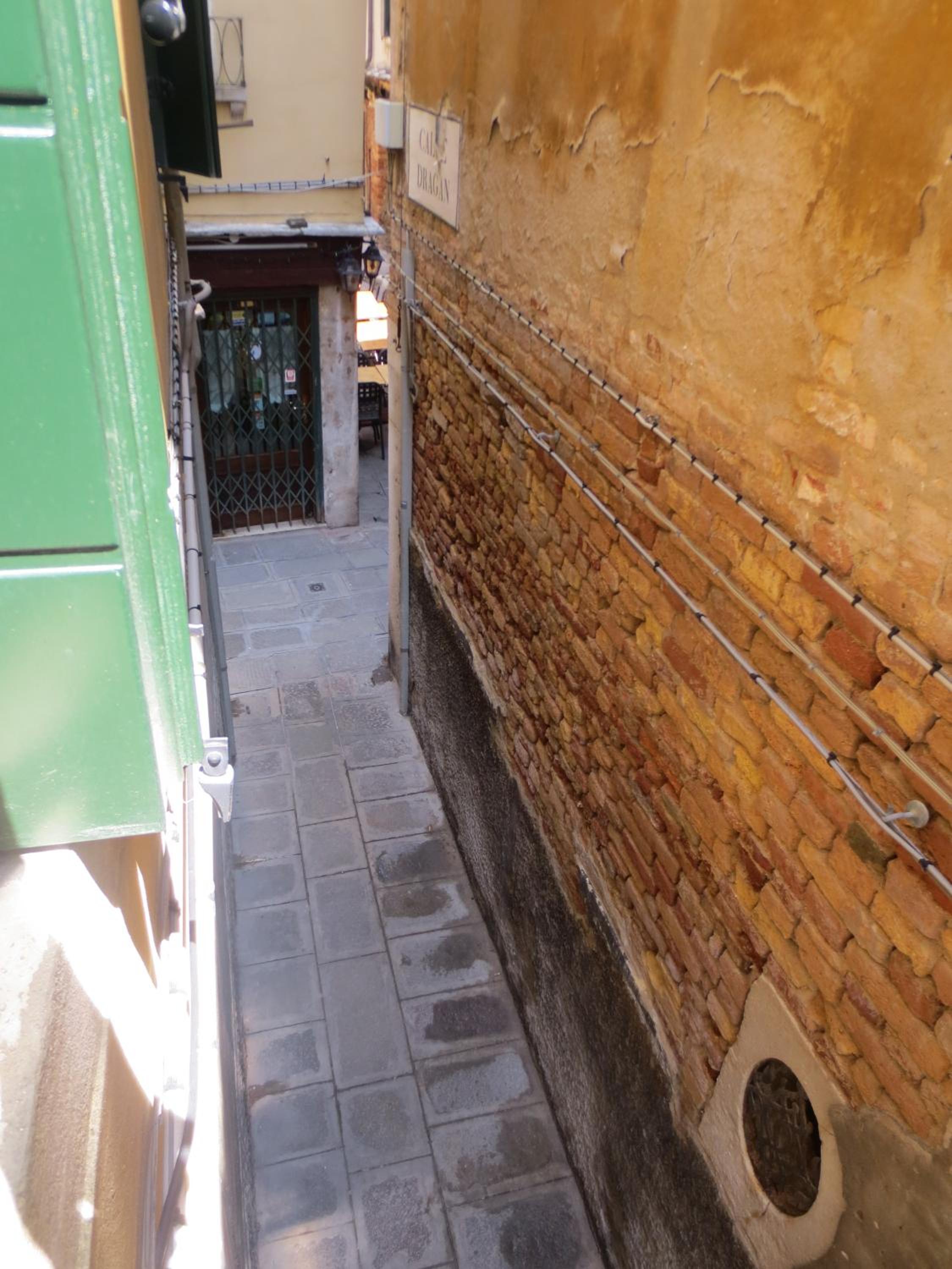 Maisonette photo 2