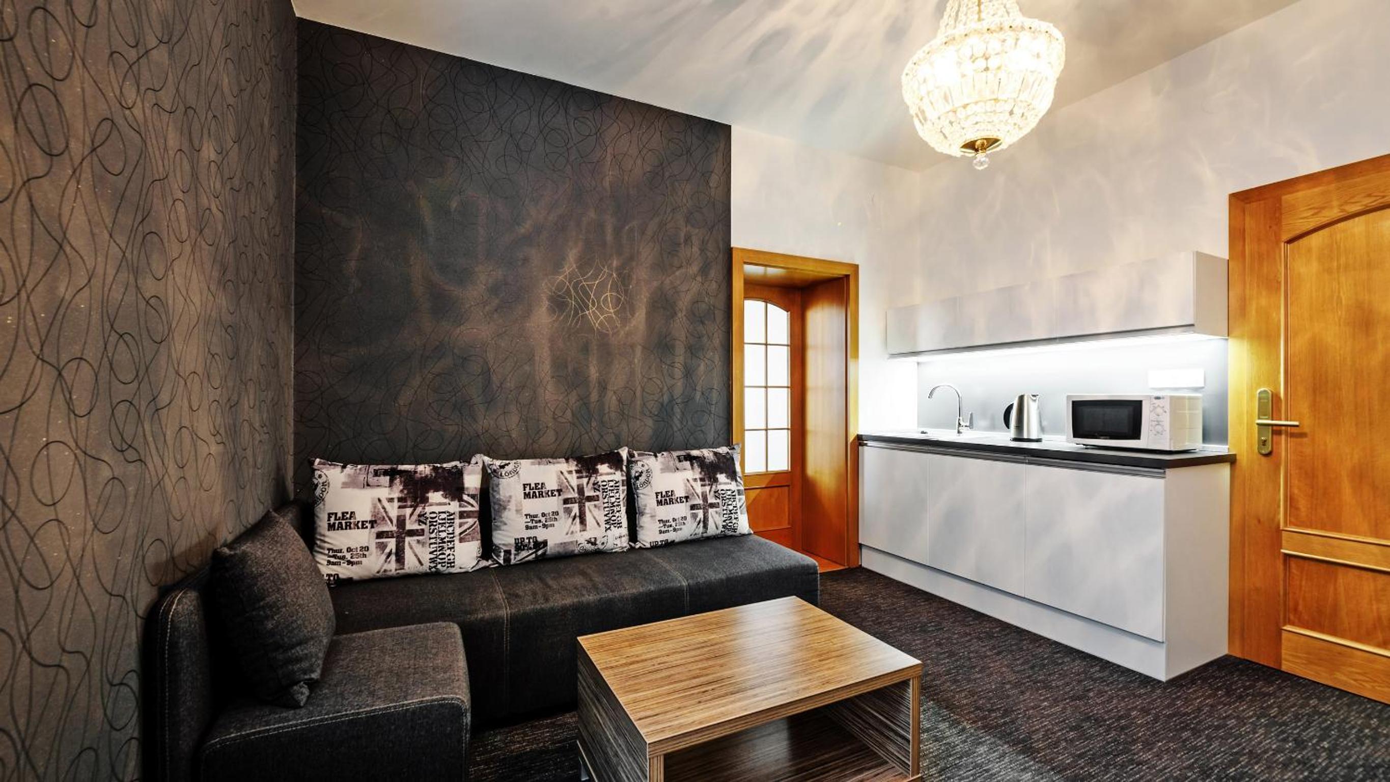 One-Bedroom Suite photo 3