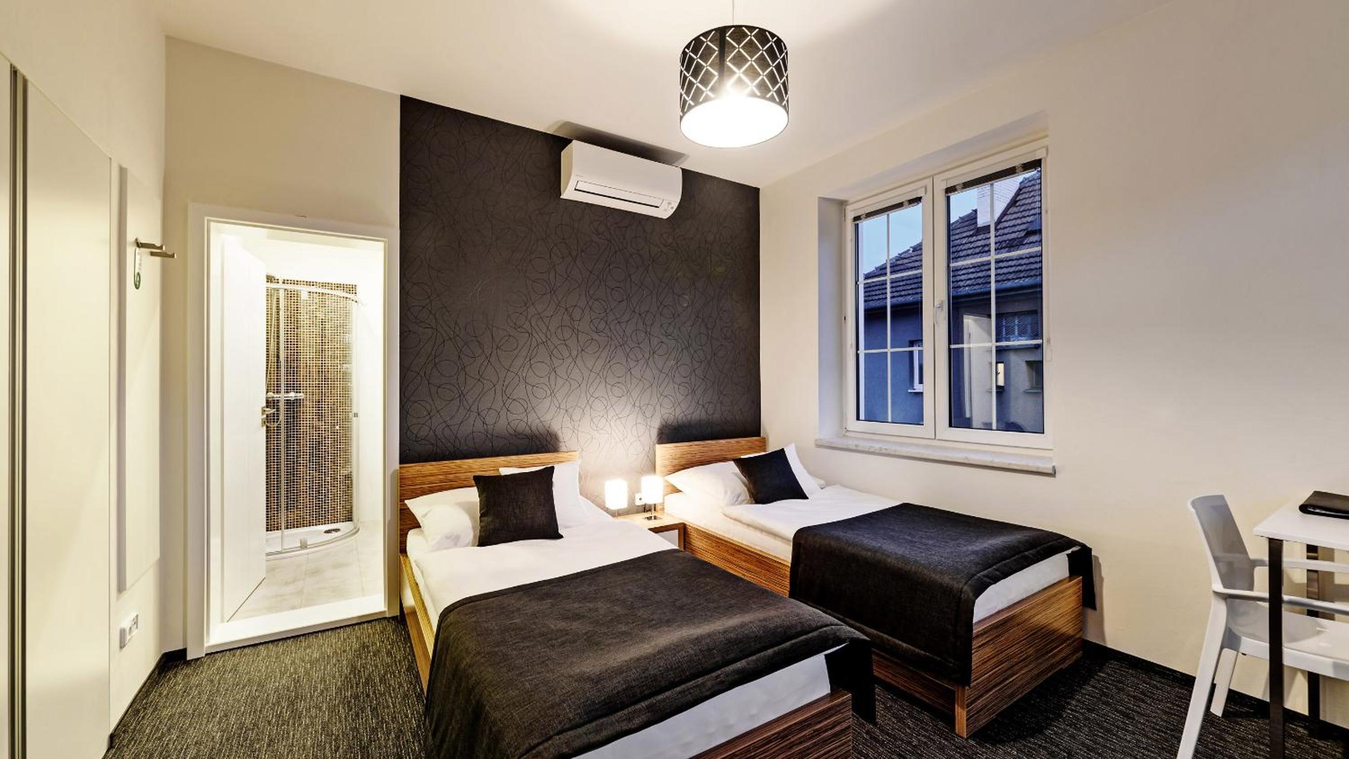 Double or Twin Room with Bathroom