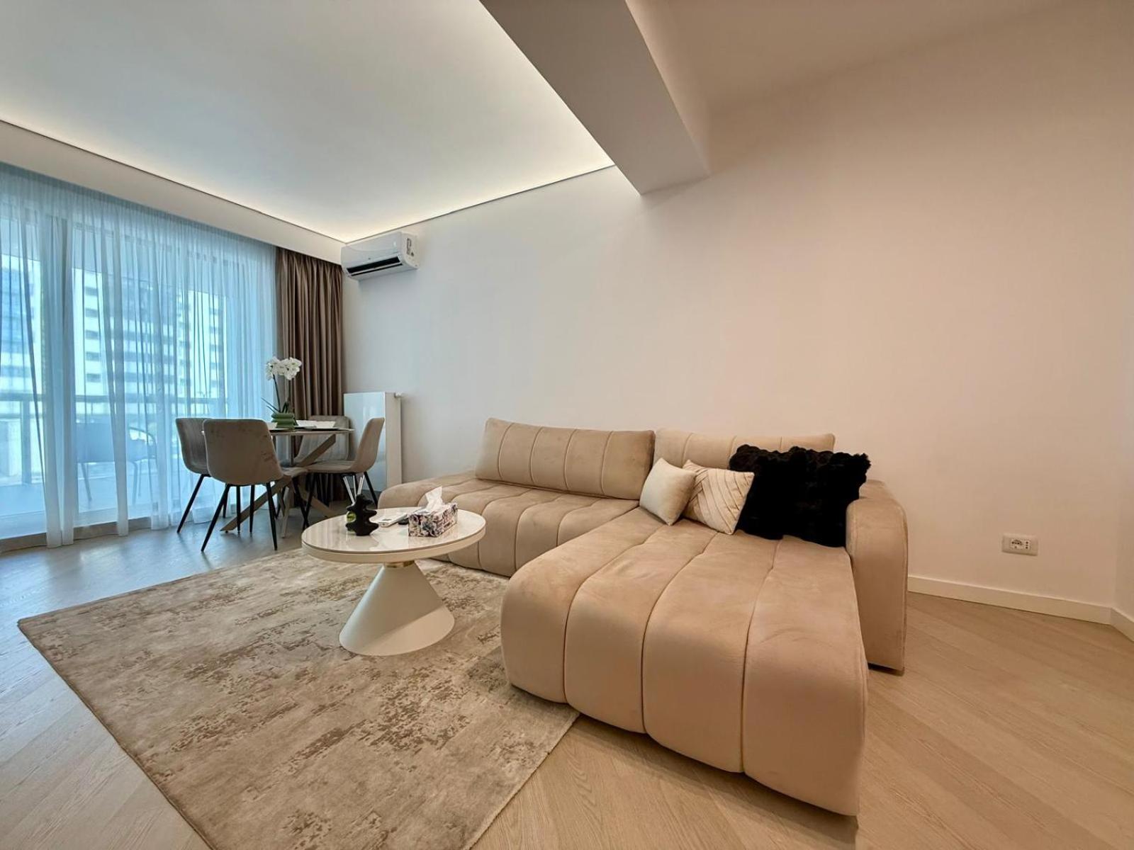 Apartment with Terrace photo 2