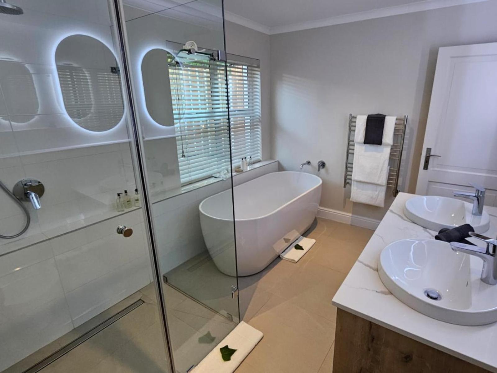Superior King Suite
