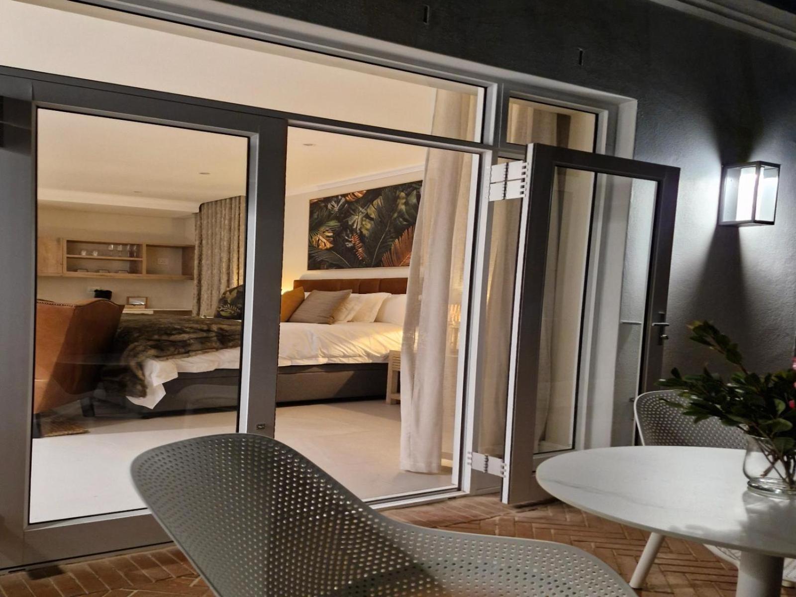 Suite with Garden View