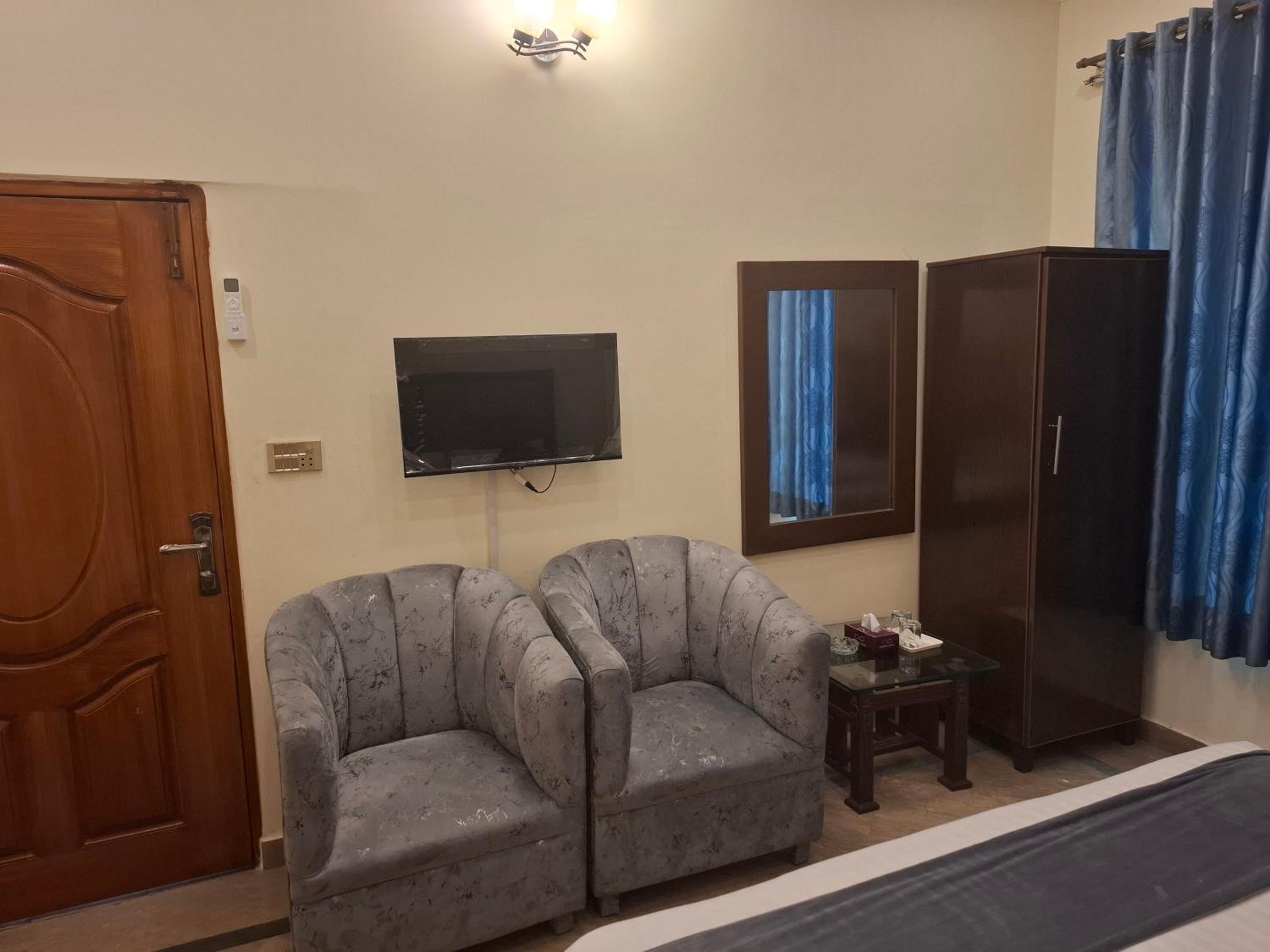 Comfort Triple Room photo 3