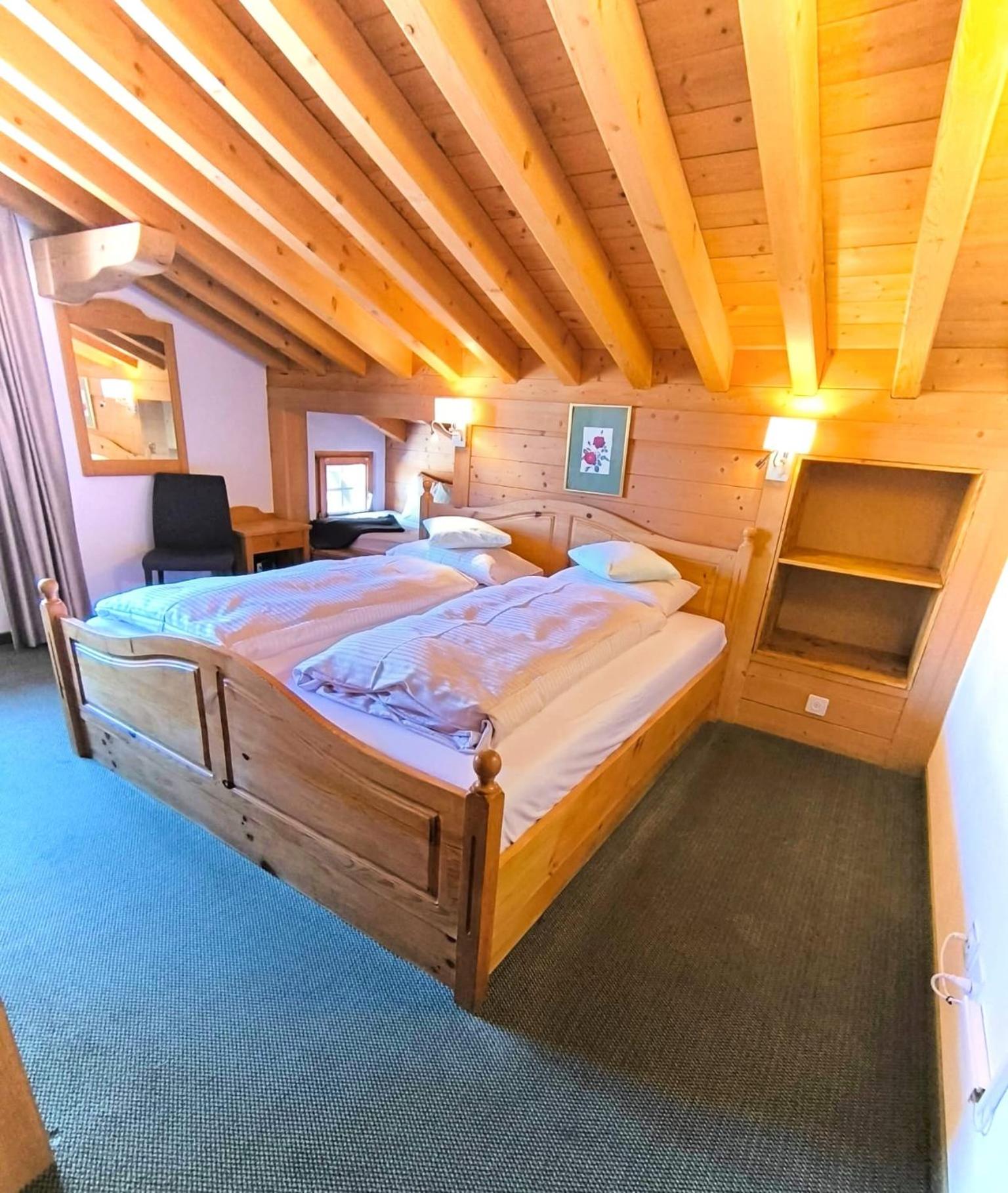 Classic Triple Room photo 2