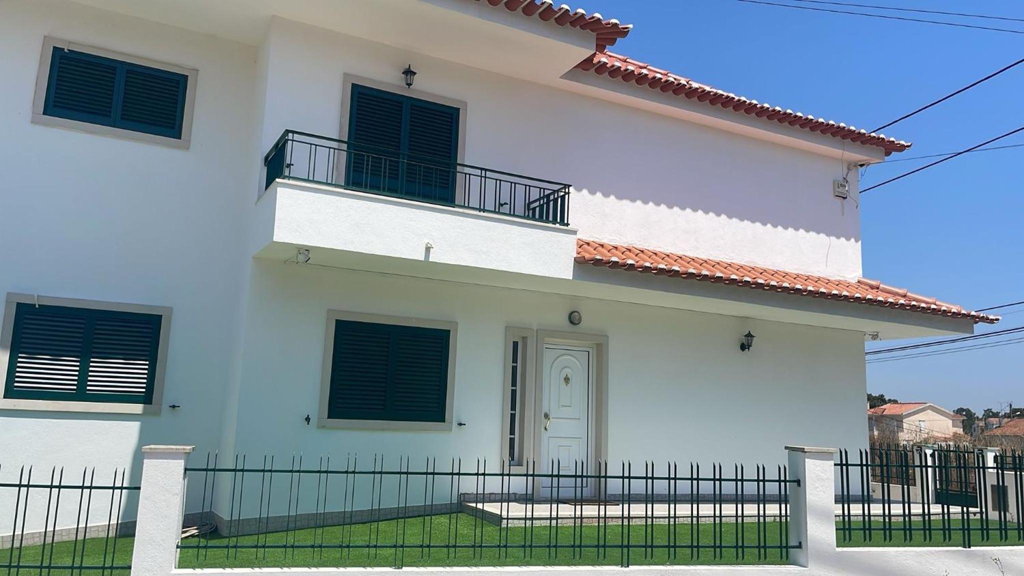 Four-Bedroom House photo 1