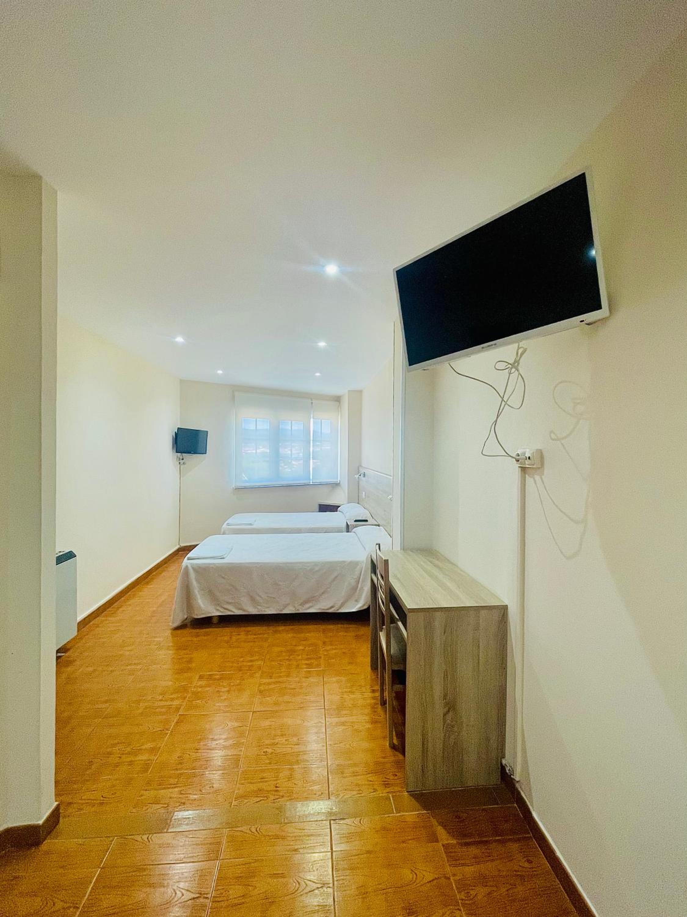 Quadruple Room with Private External Bathroom photo 1