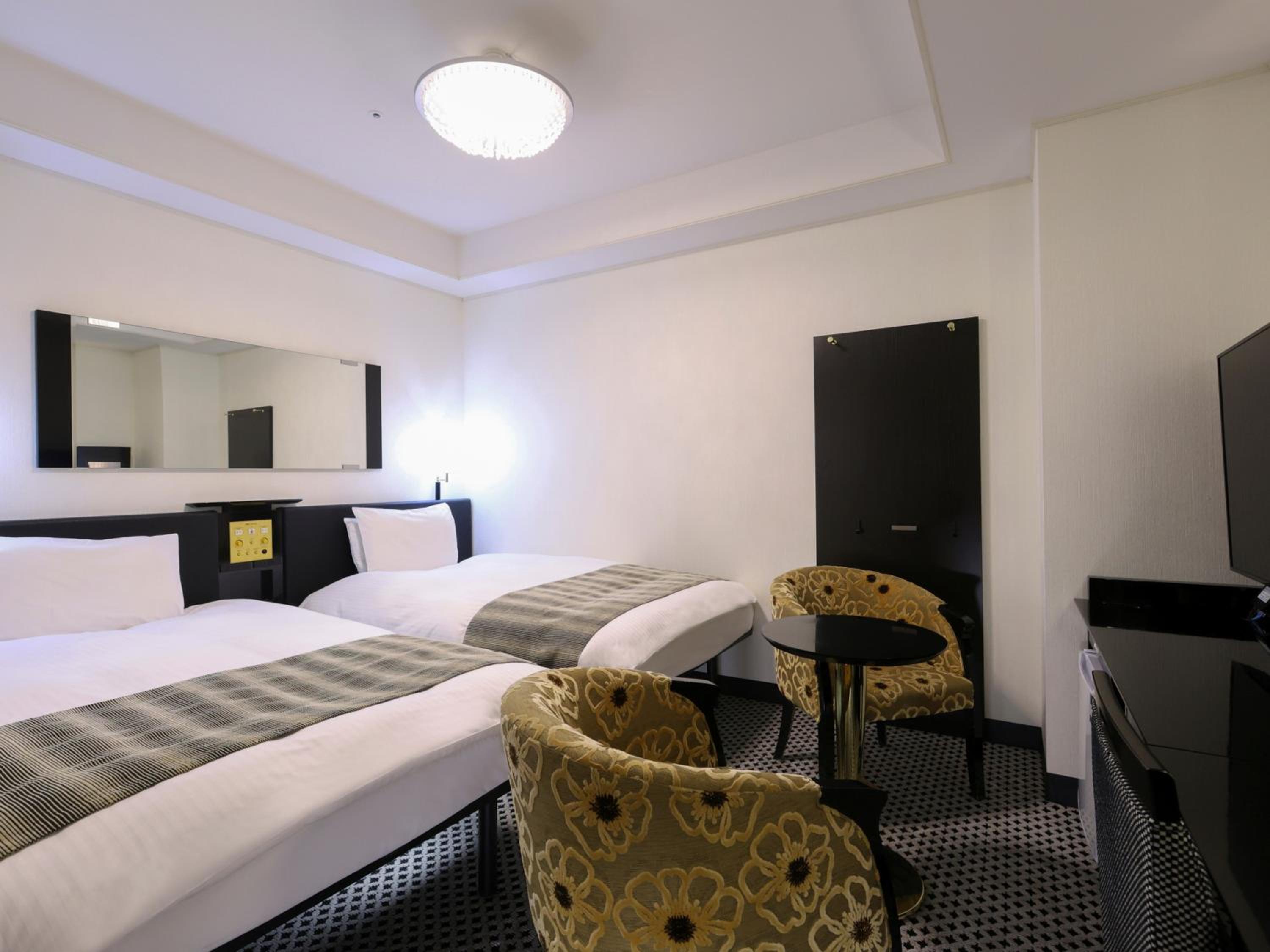 Deluxe Twin Room photo 1