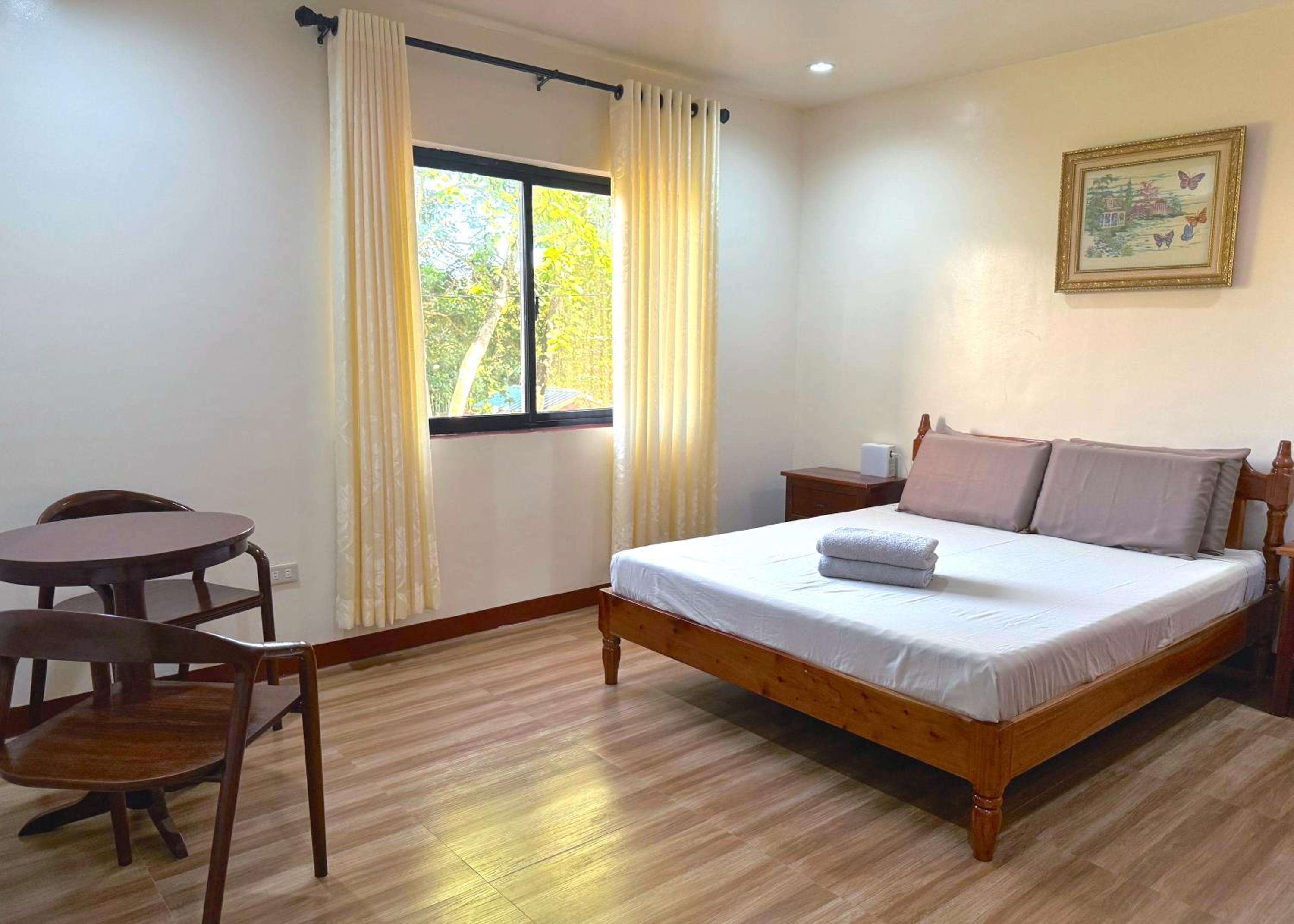 Deluxe Double Room photo 3