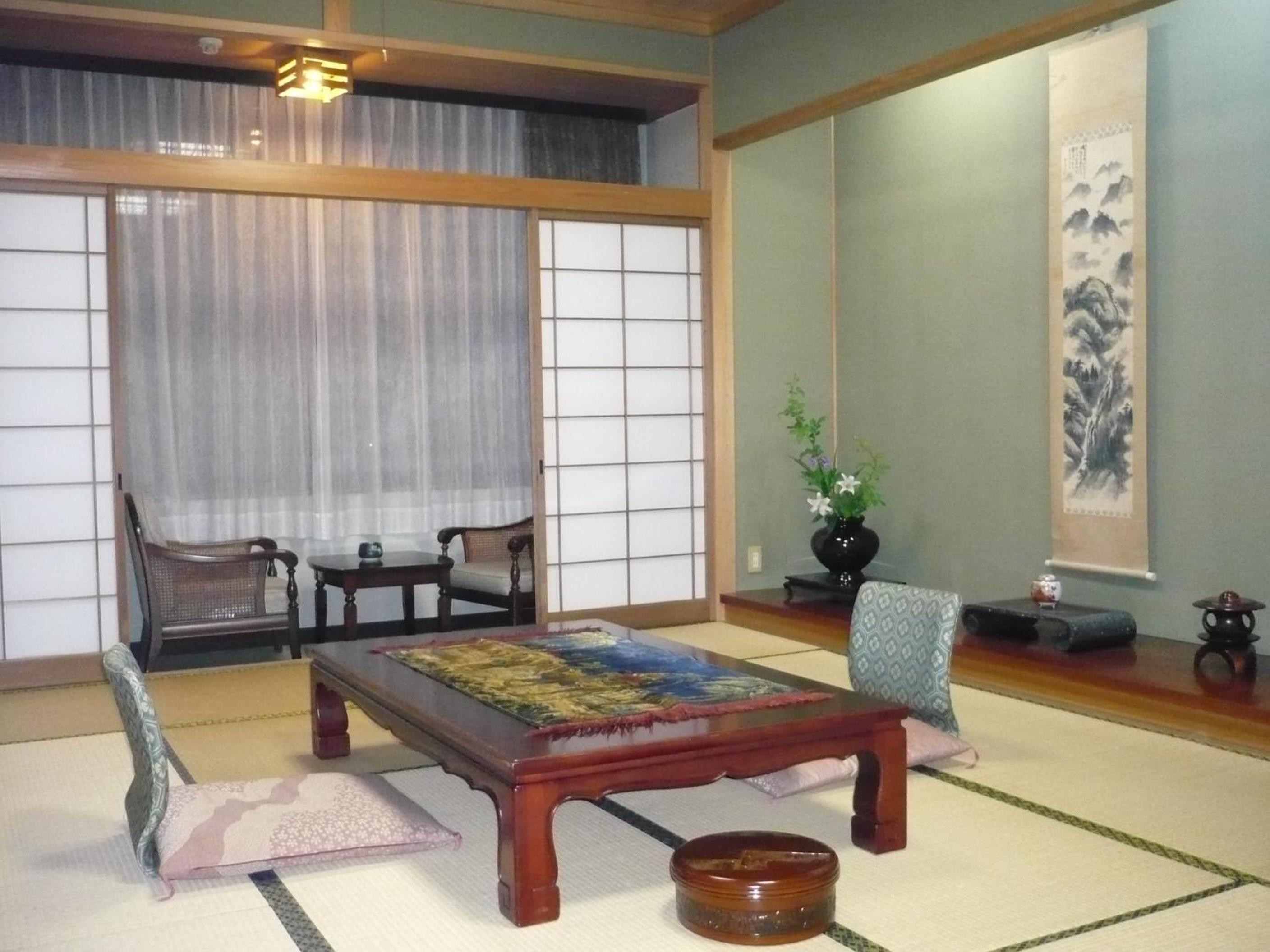 Japanese-Style Room
