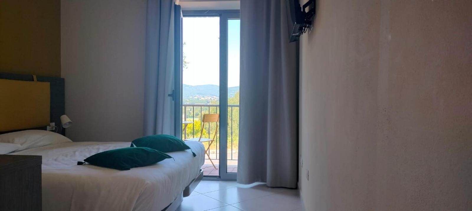 Budget Double Room photo 2