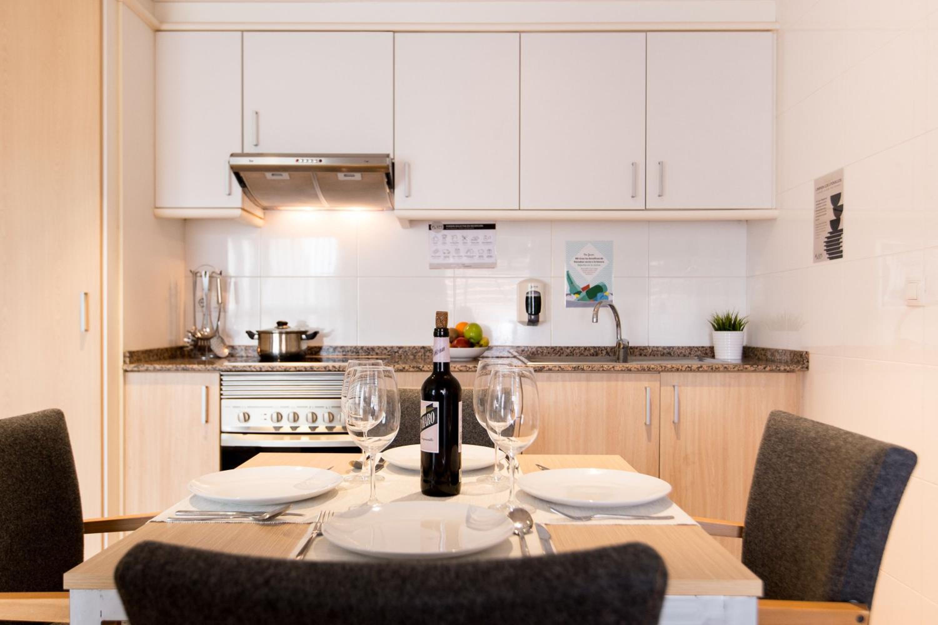 One-Bedroom Apartment (2 Adults + 2 Children) - Photo 7