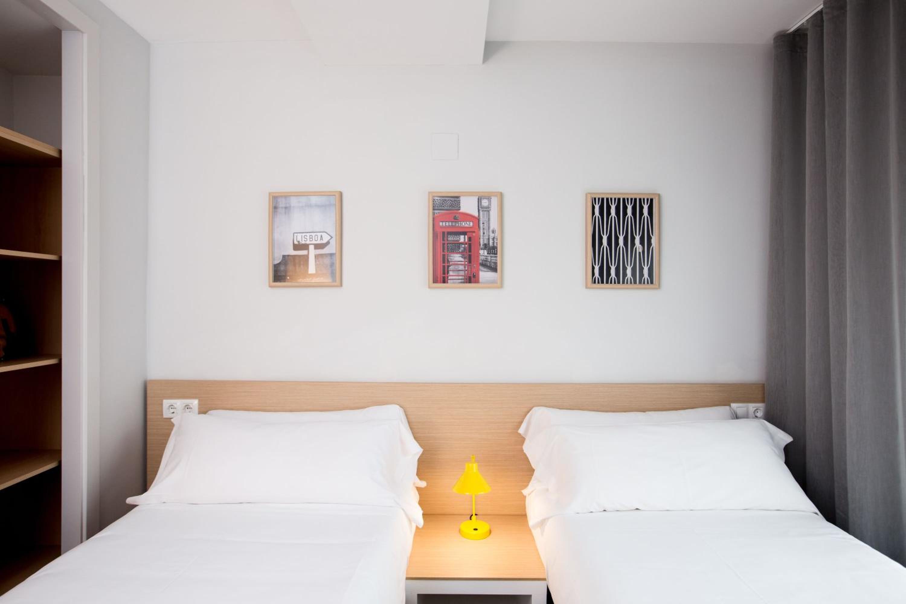 One-Bedroom Apartment (2 Adults + 2 Children) - Photo 15