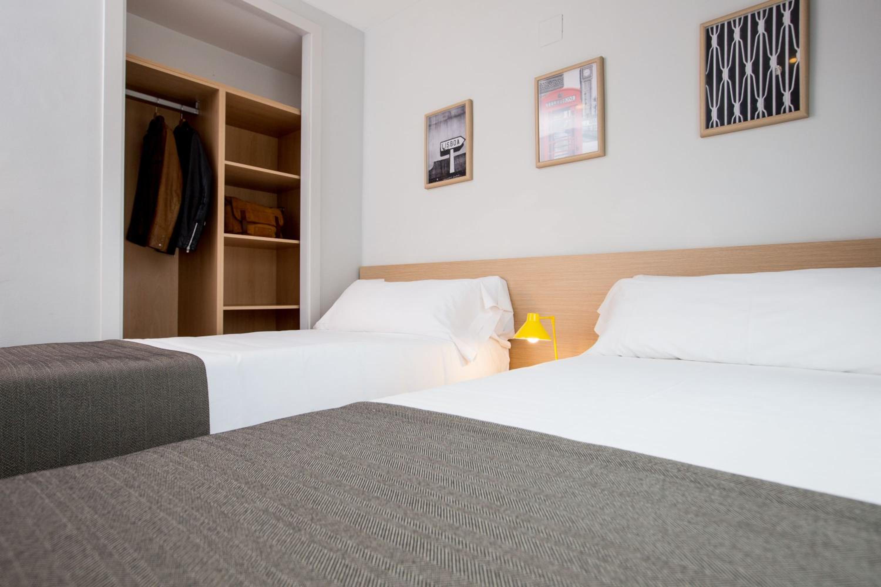 Two-Bedroom Apartment - Photo 15