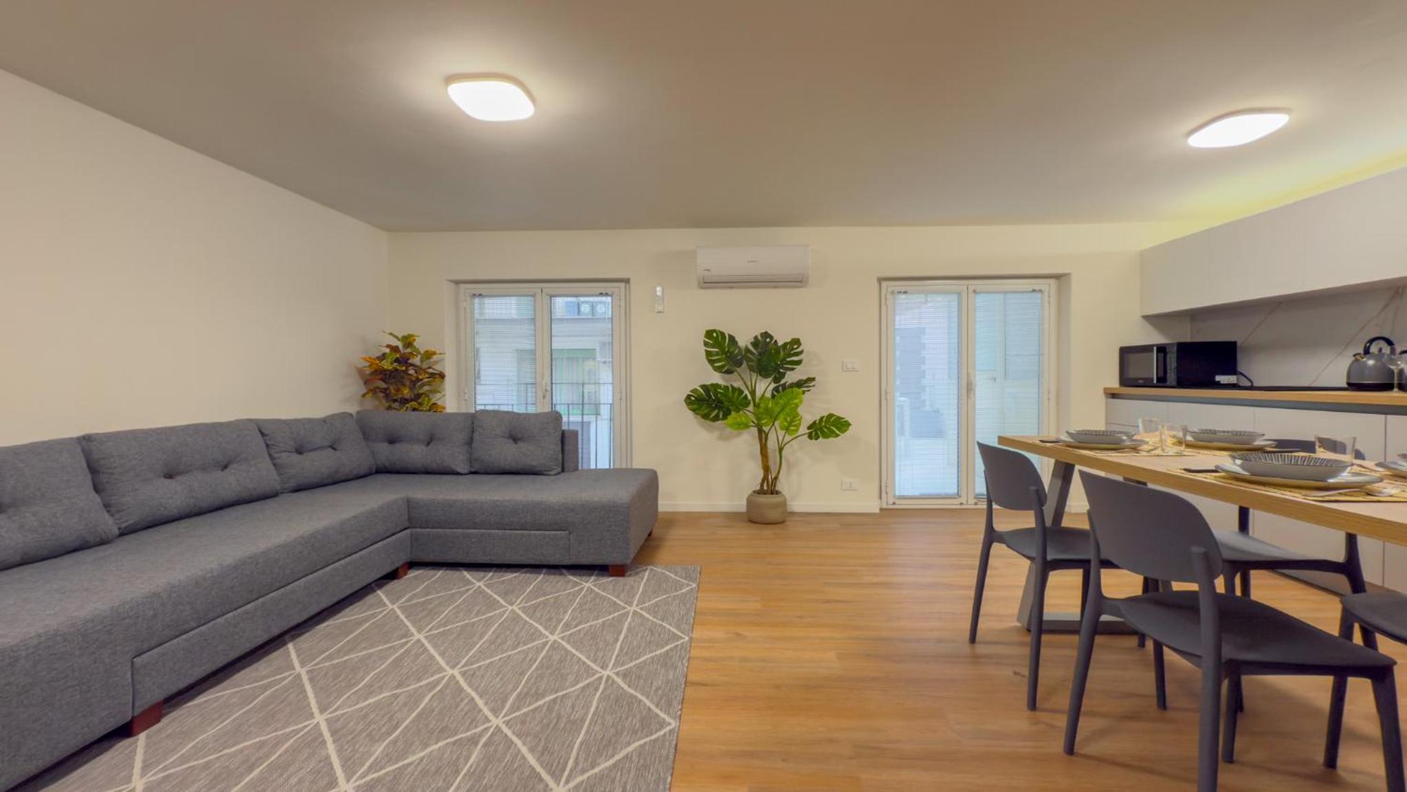 One-Bedroom Apartment