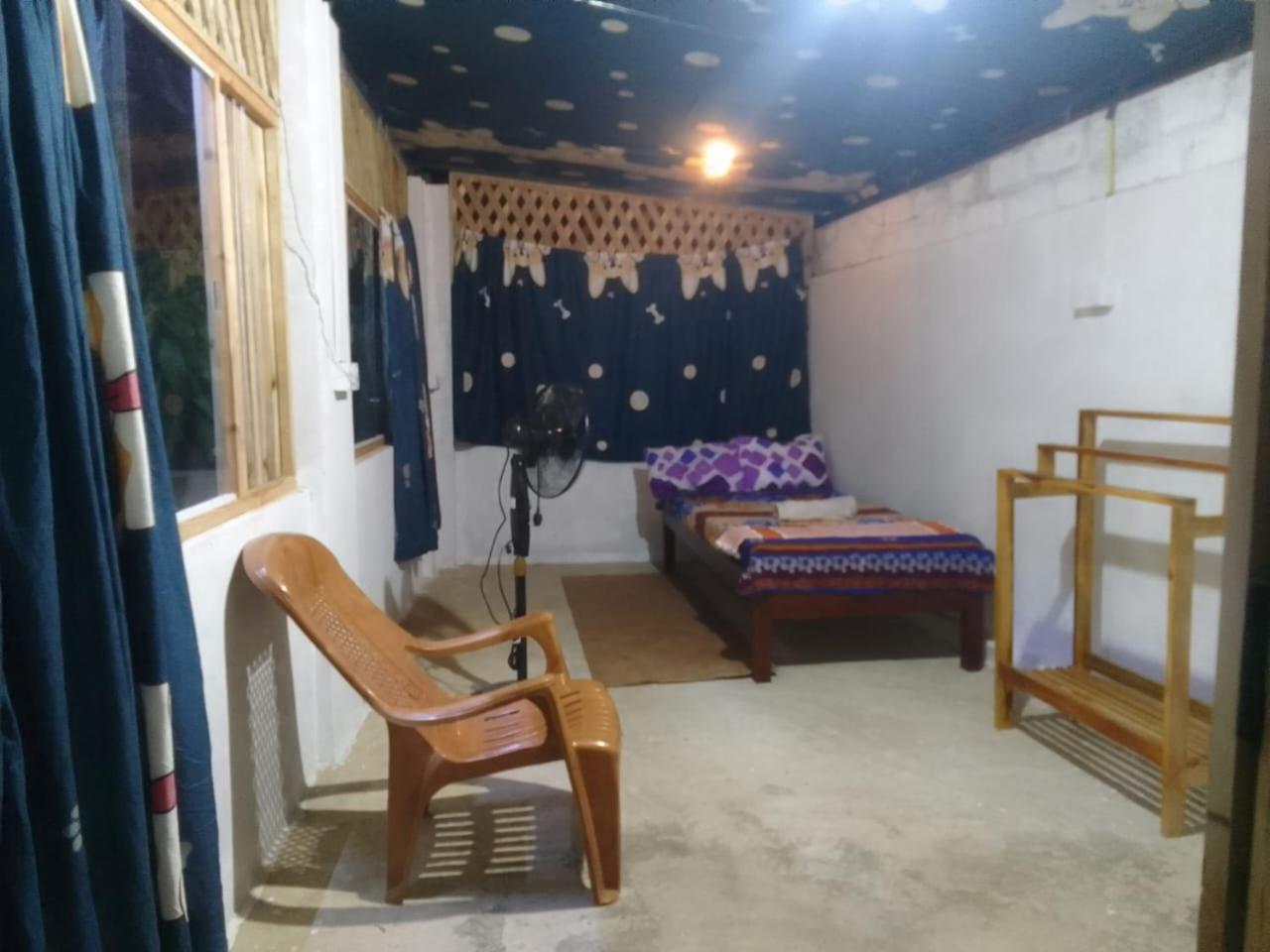Single Room with Shared Bathroom