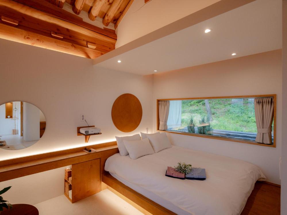 One-Bedroom House photo 3