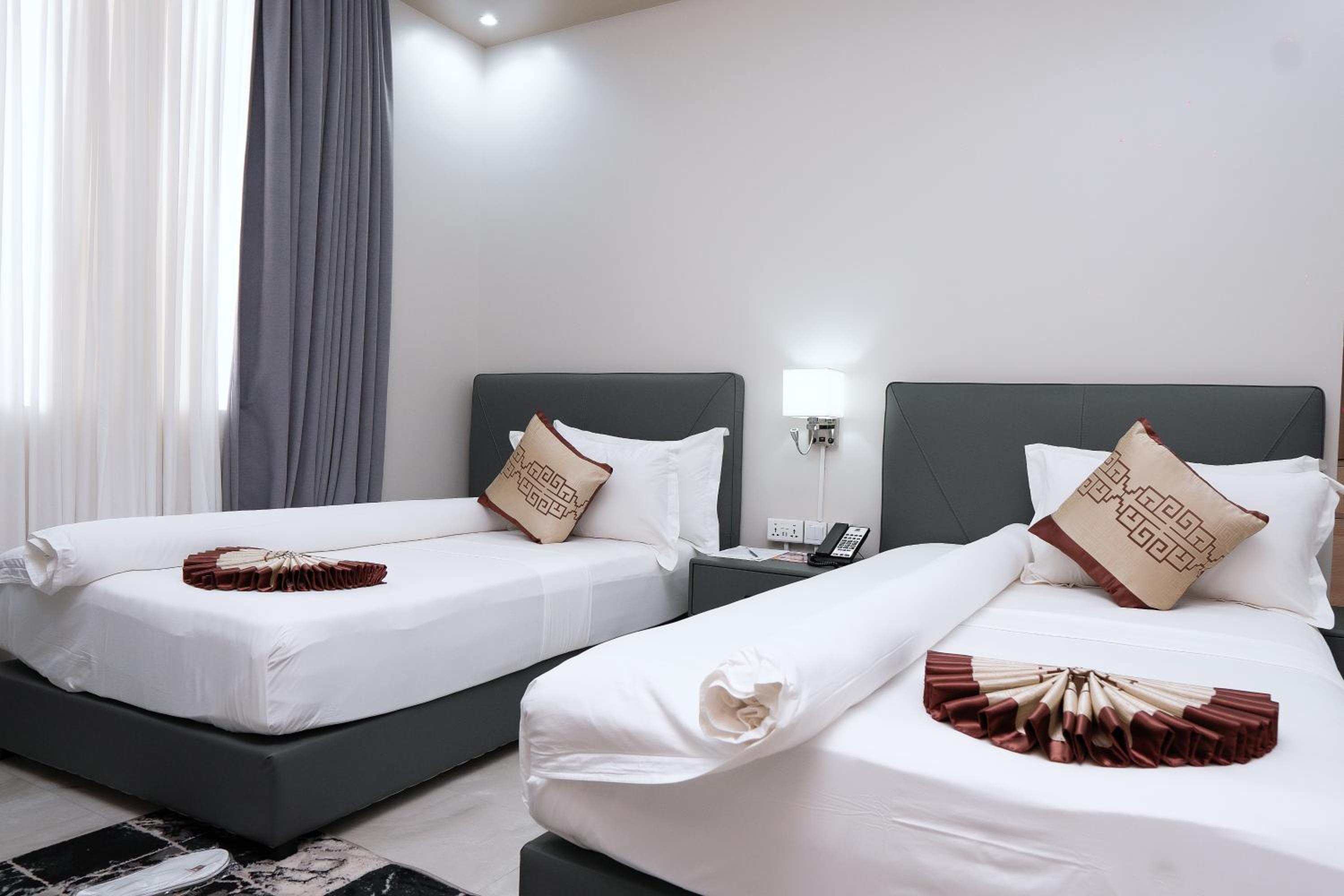 Standard Twin Room photo 2