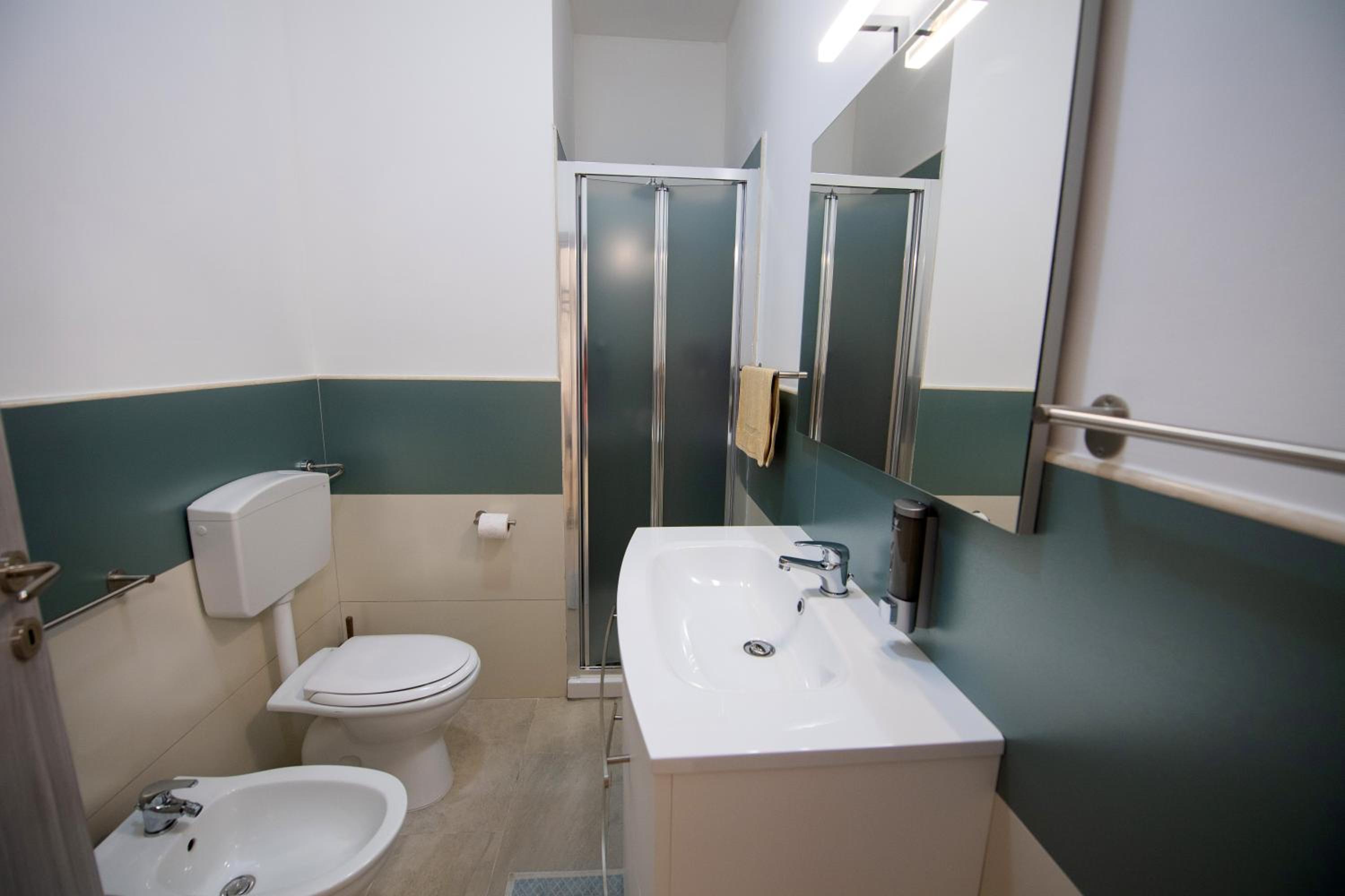 Quadruple Room with Shower photo 3