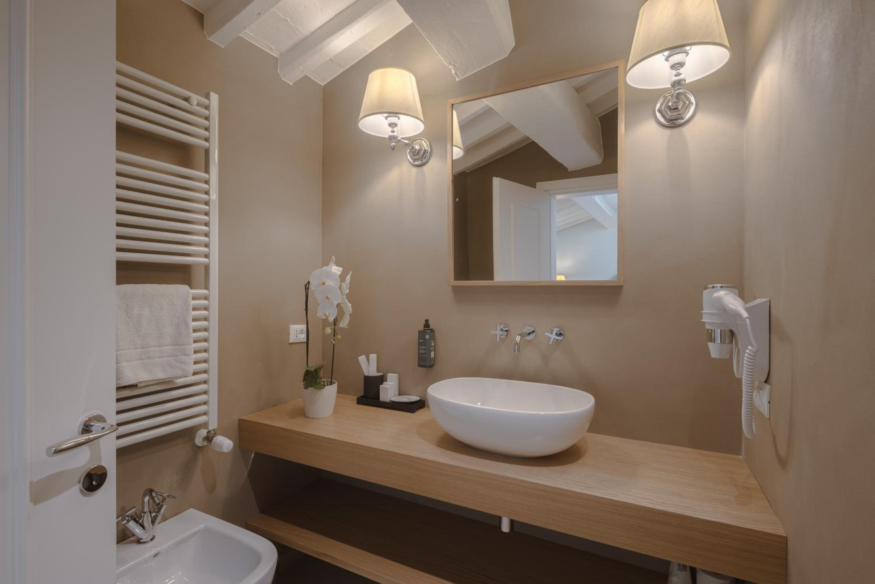 Superior Quadruple Room photo 3