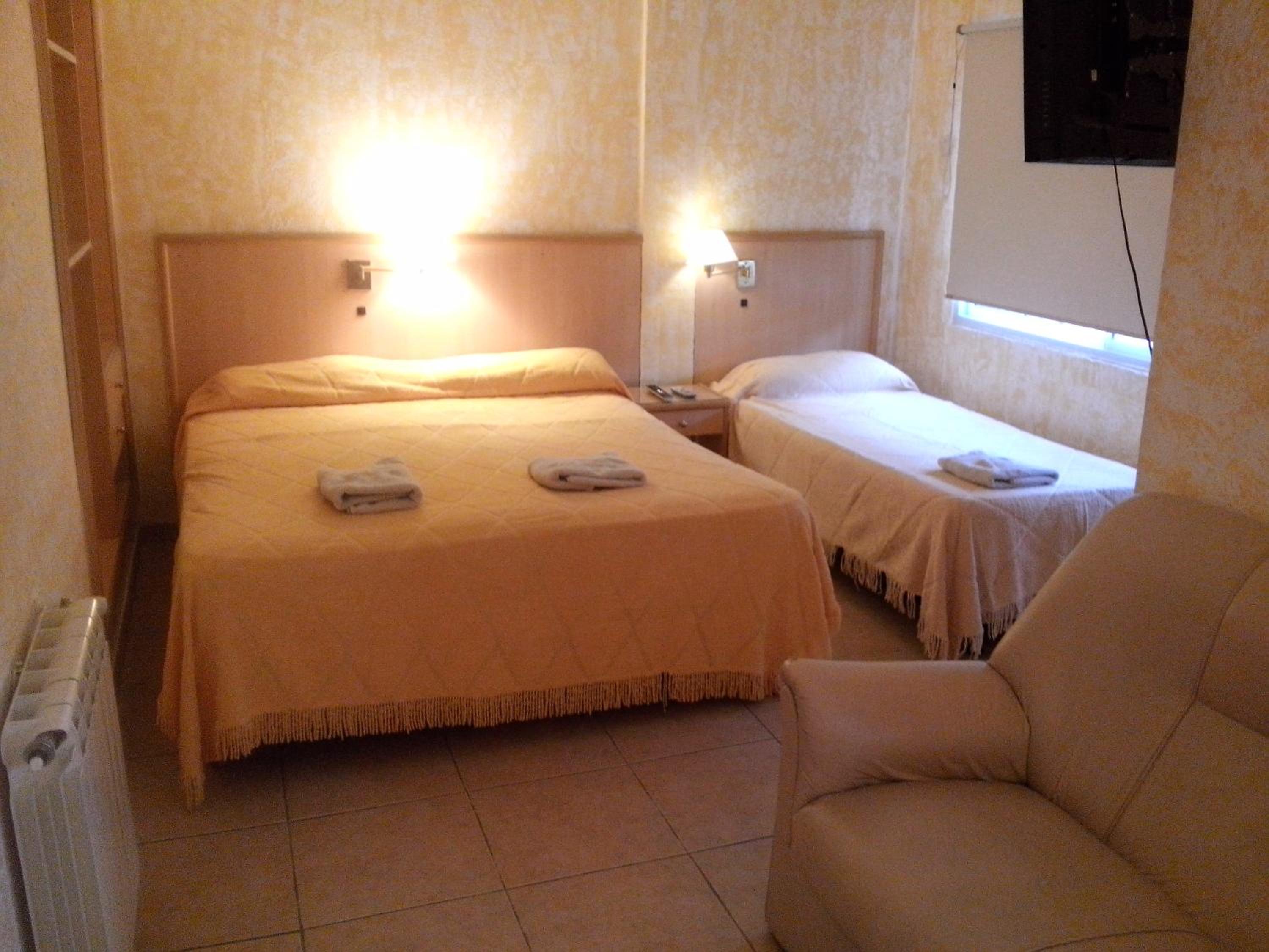 Deluxe Triple Room