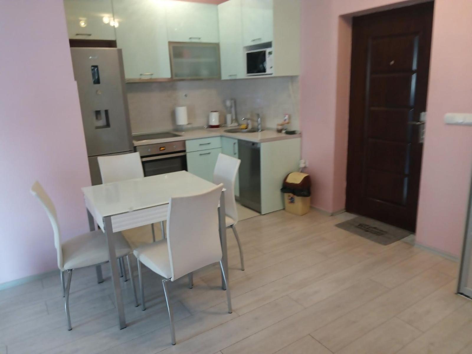 Family Two-Bedroom Apartment with View photo 3