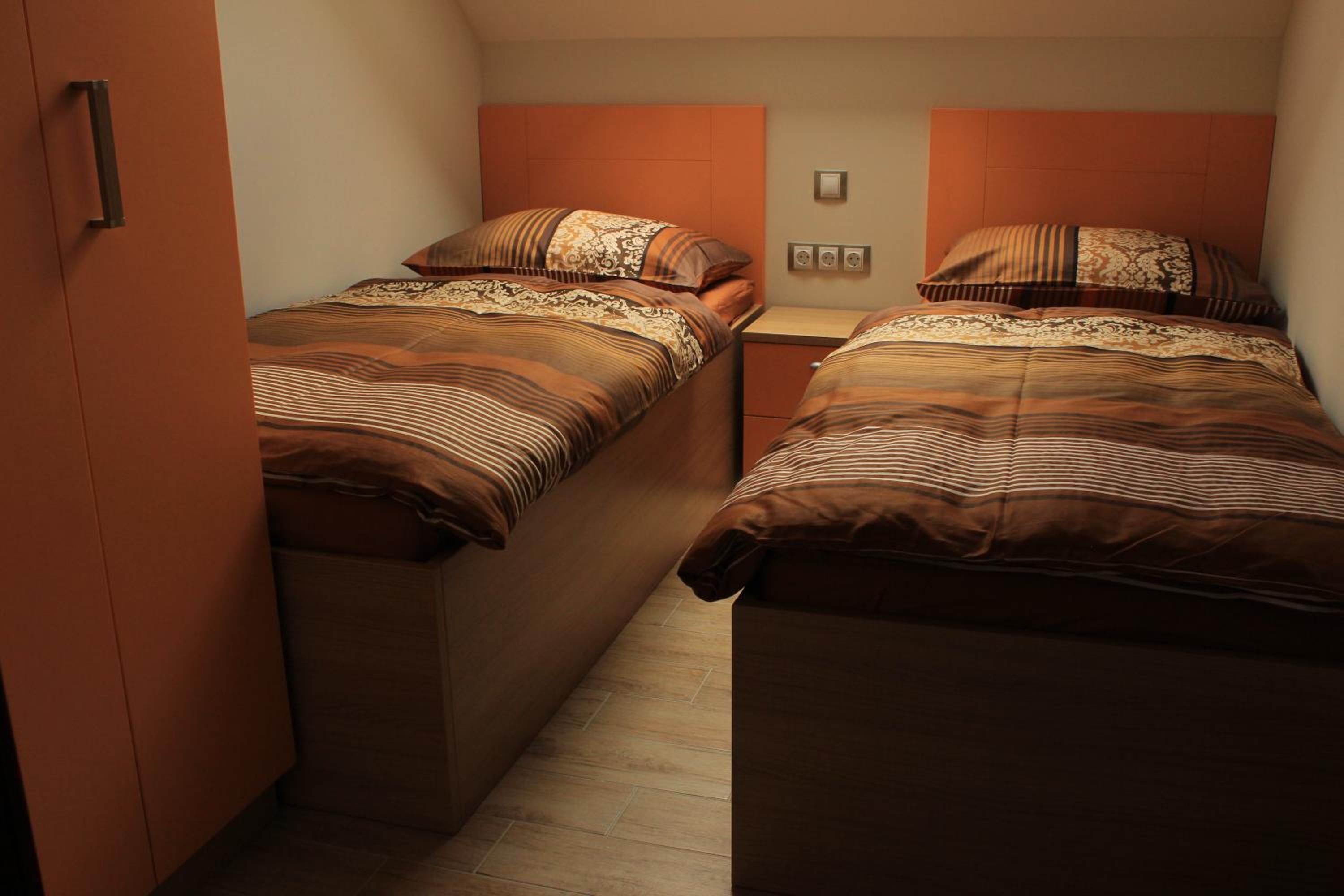 Two-Bedroom Apartment with Balcony photo 2